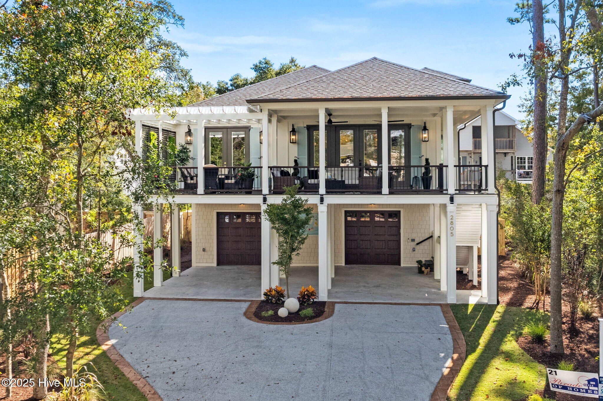 100516902 | Photo 81