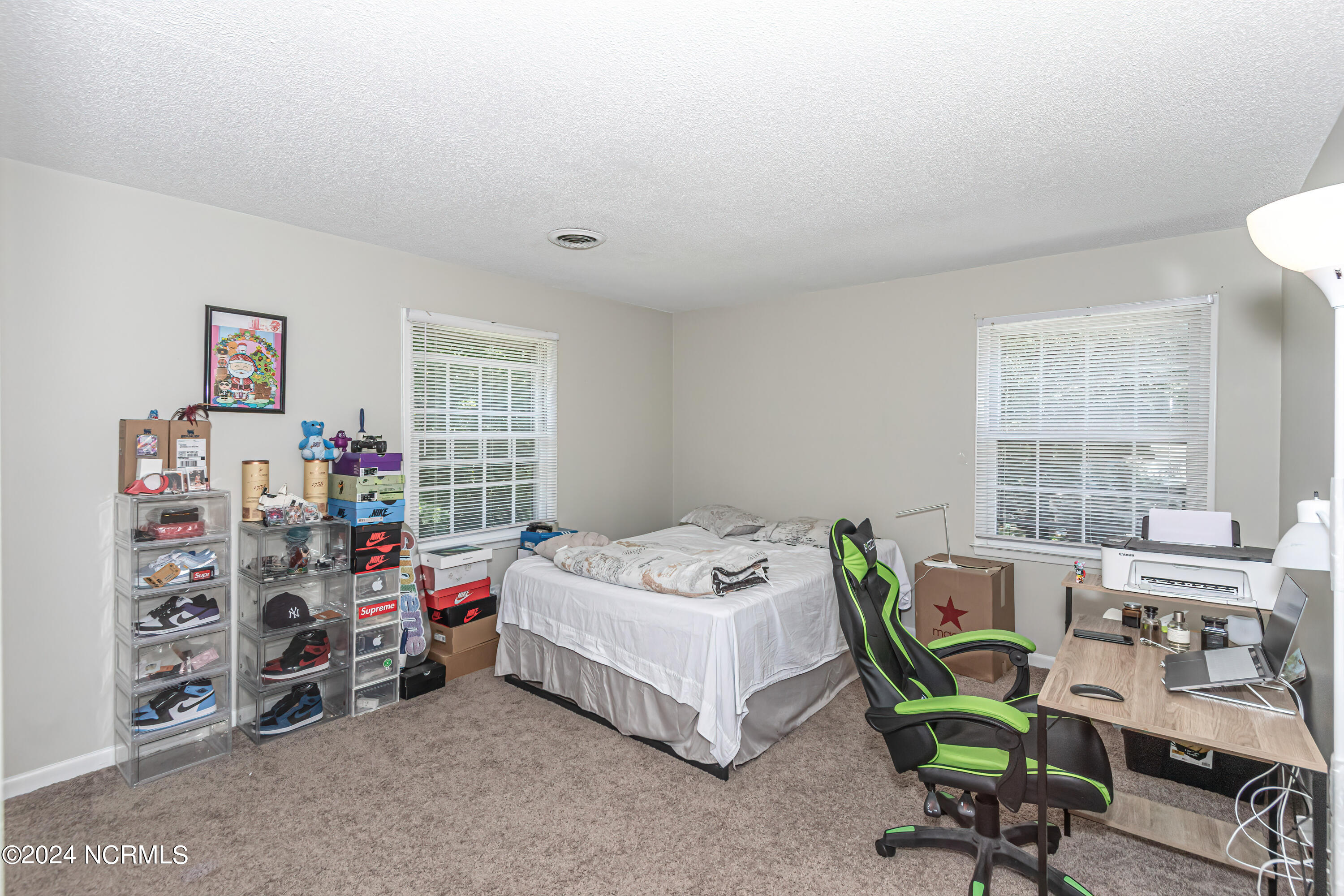 100448019 | Photo 29