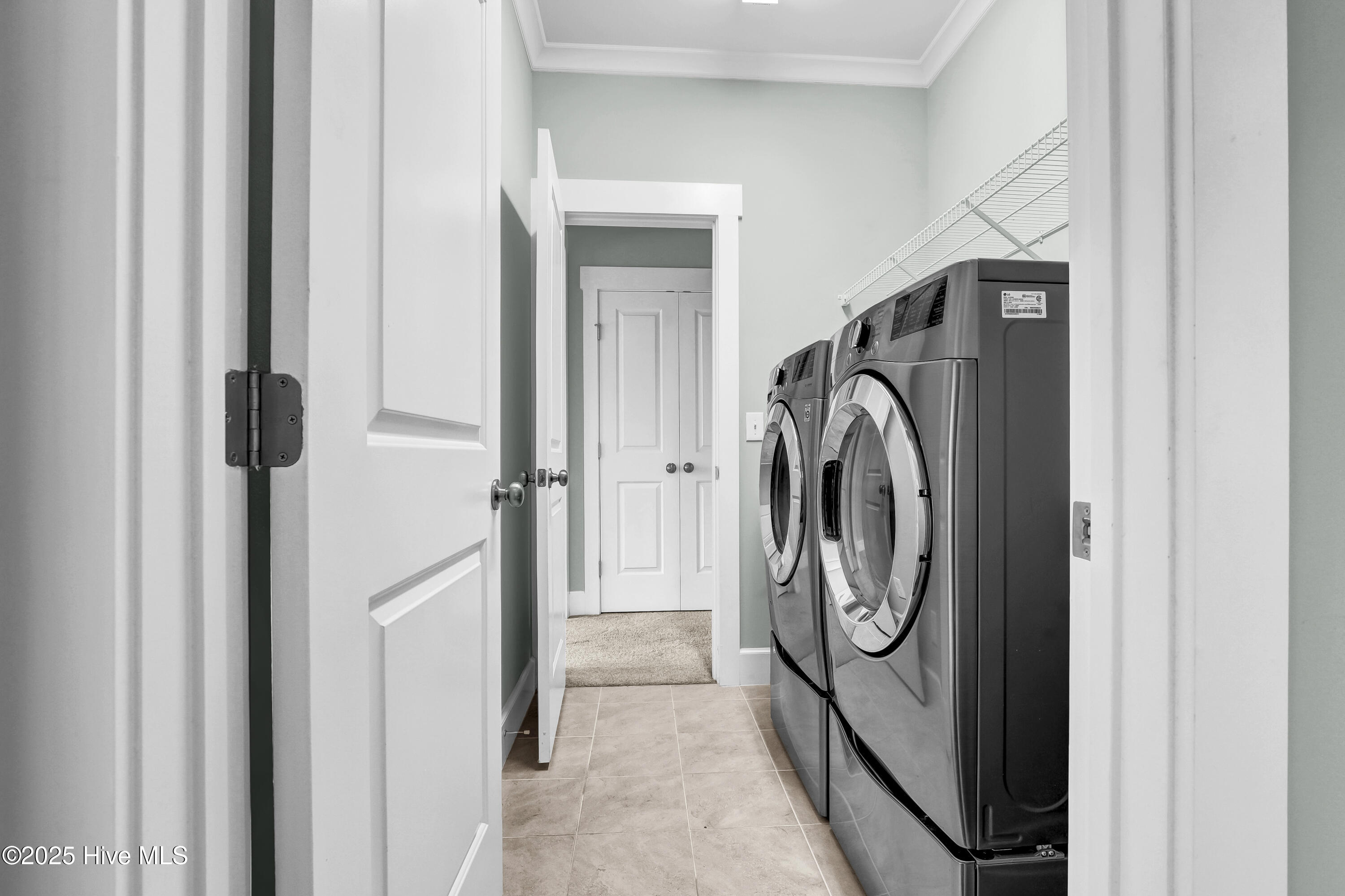 100565808 | Photo 17