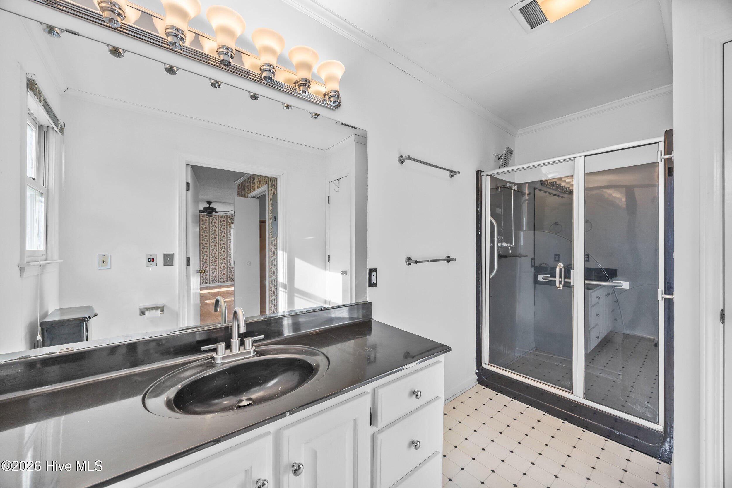 100546572 | Photo 30