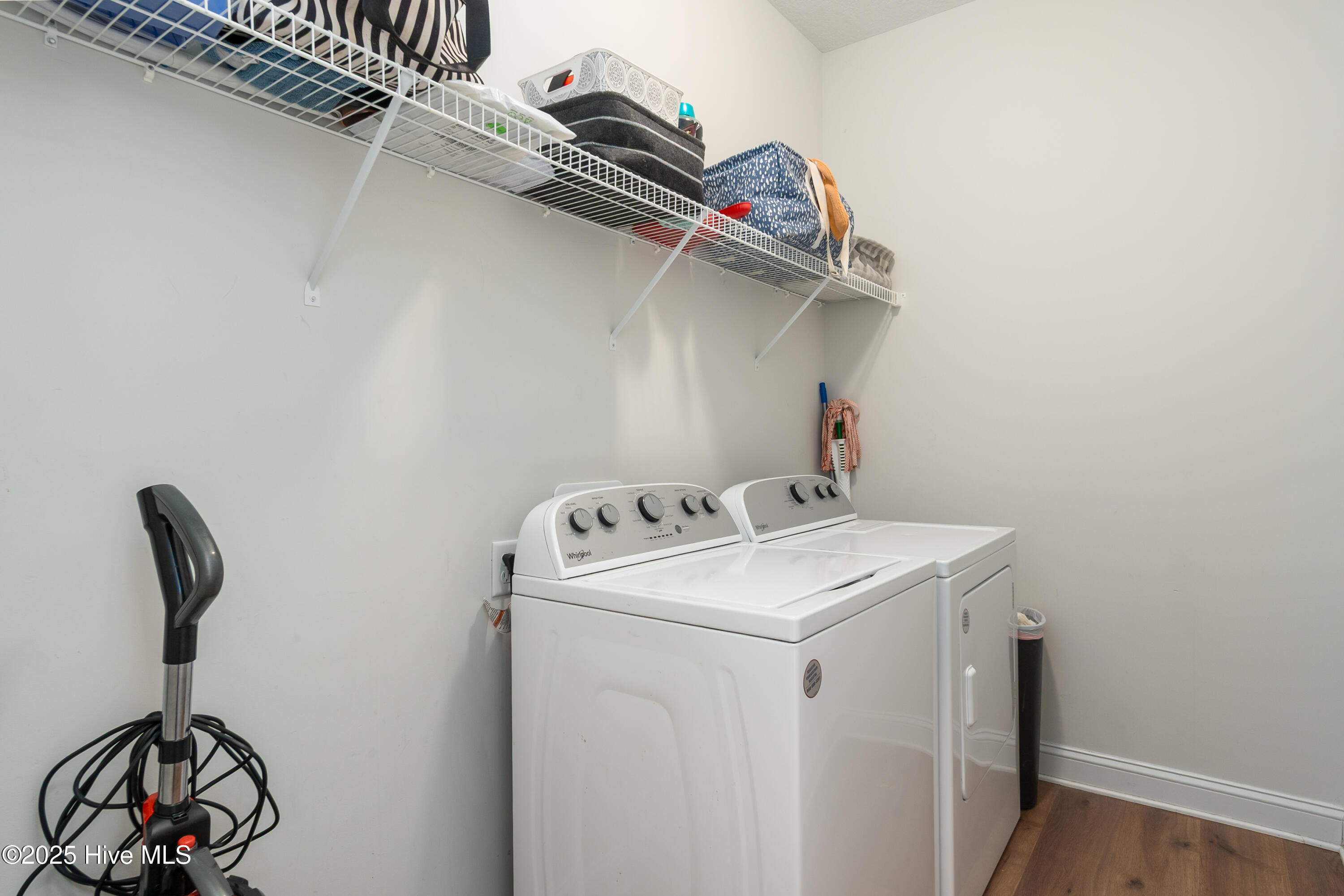 100502519 | Photo 31