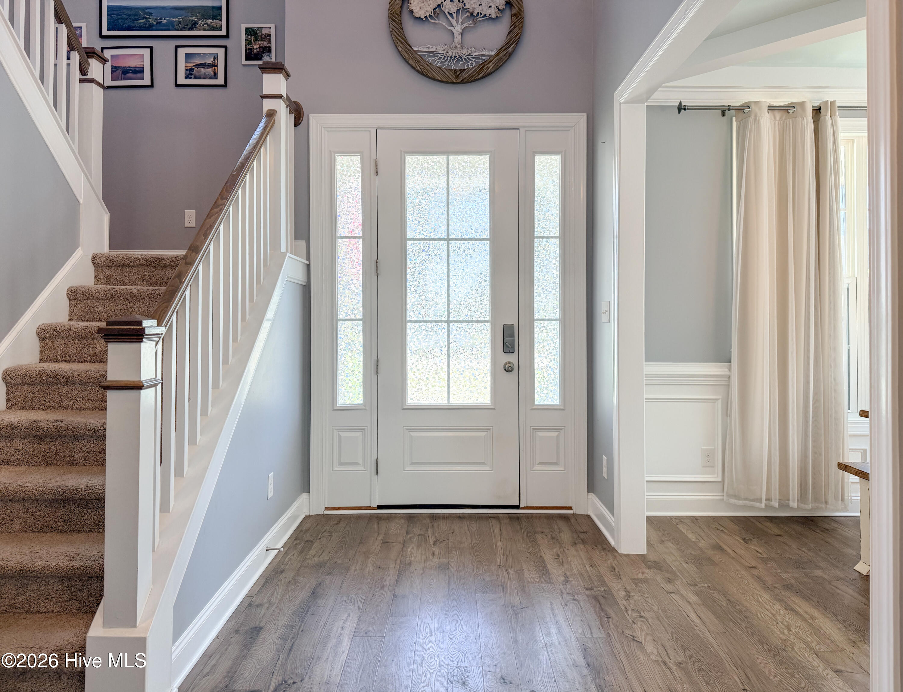 100569259 | Photo 12