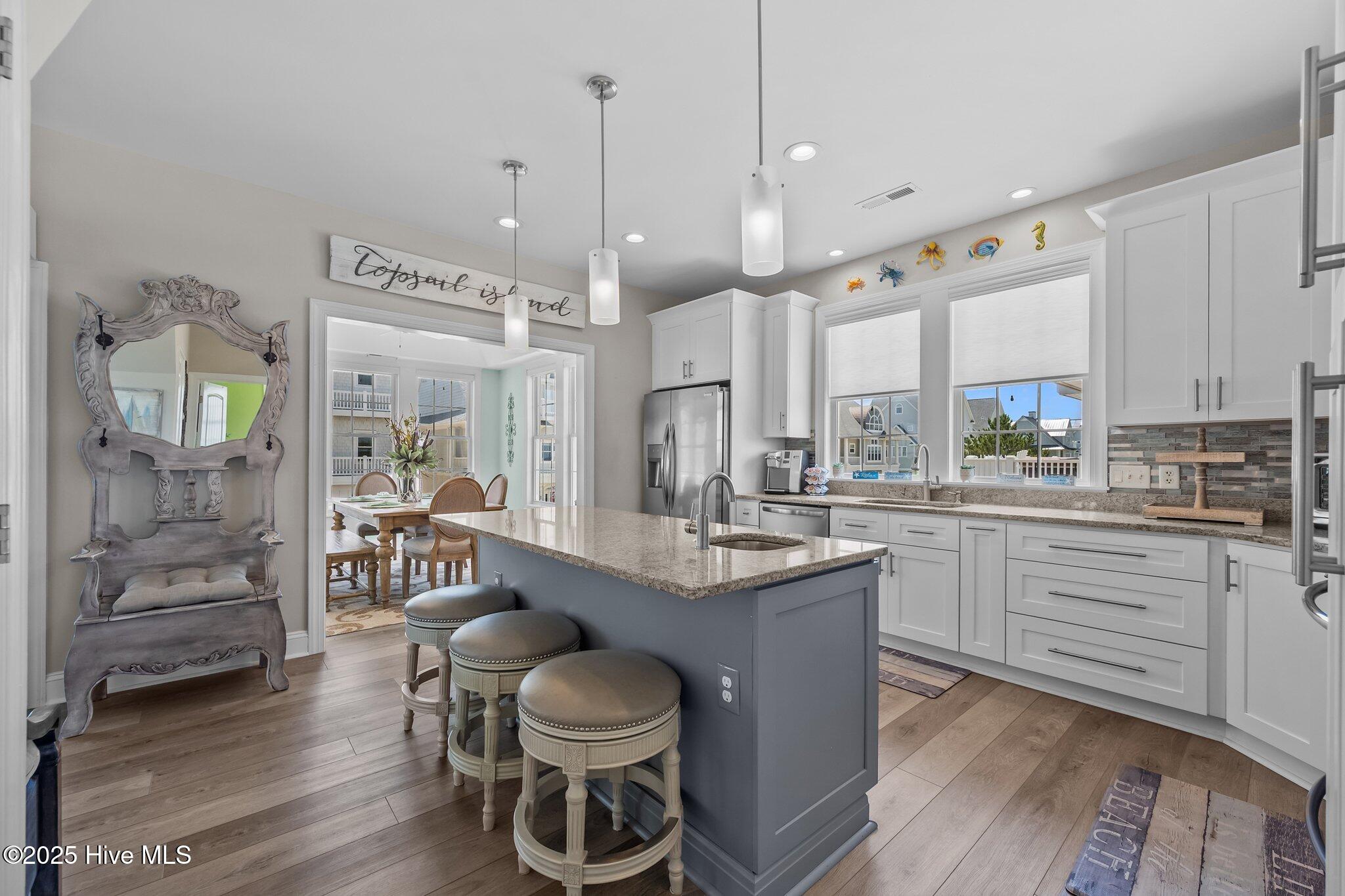 100514915 | Photo 16