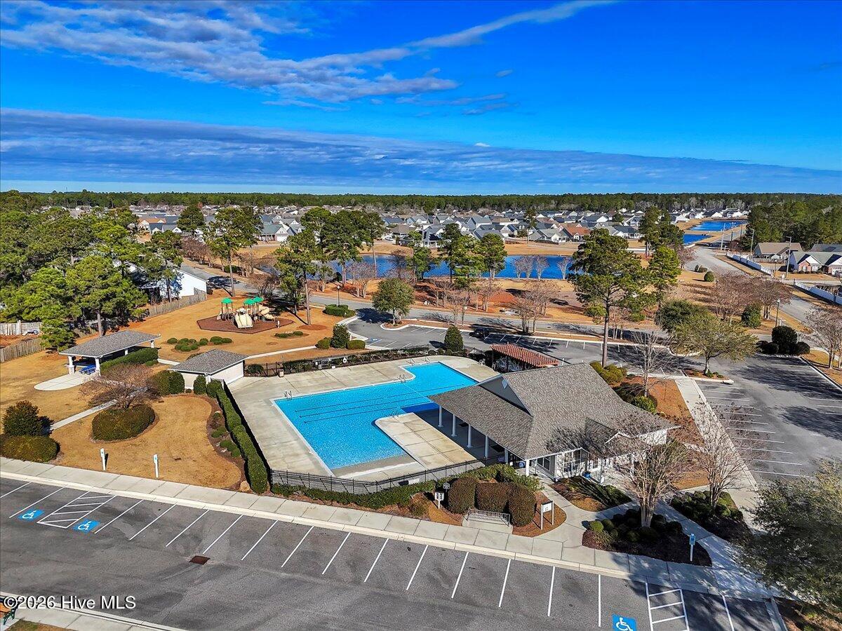 100551276 | Photo 45