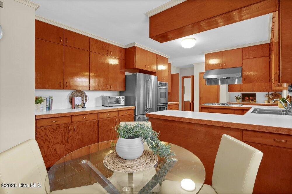 100522690 | Photo 18