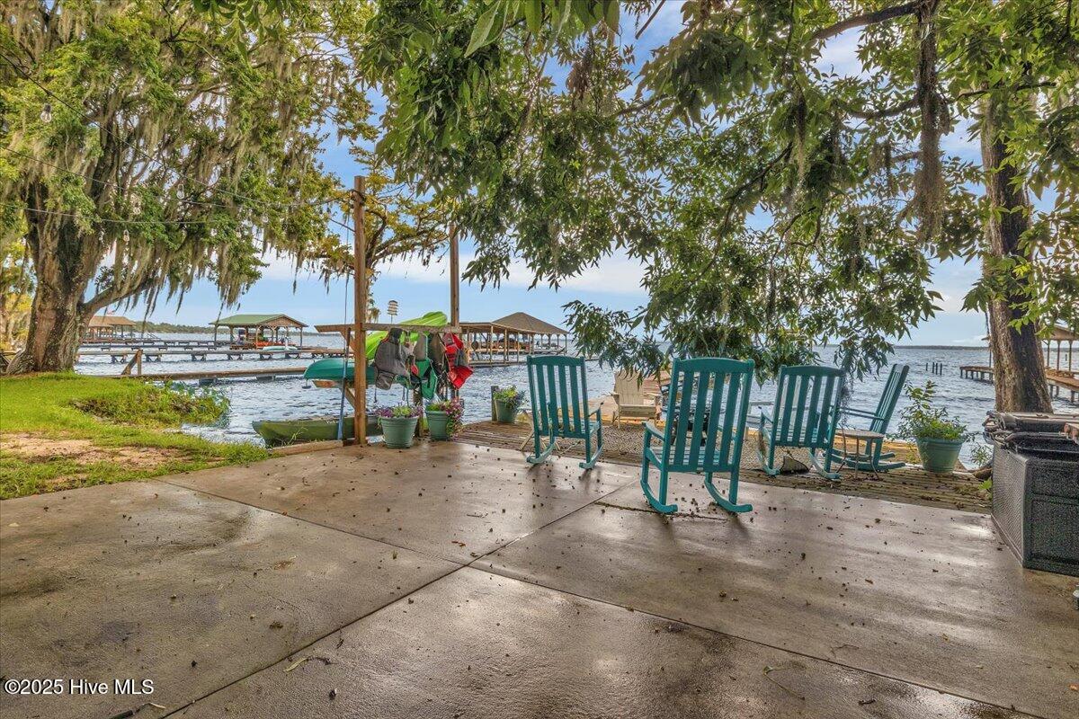 100536195 | Photo 62