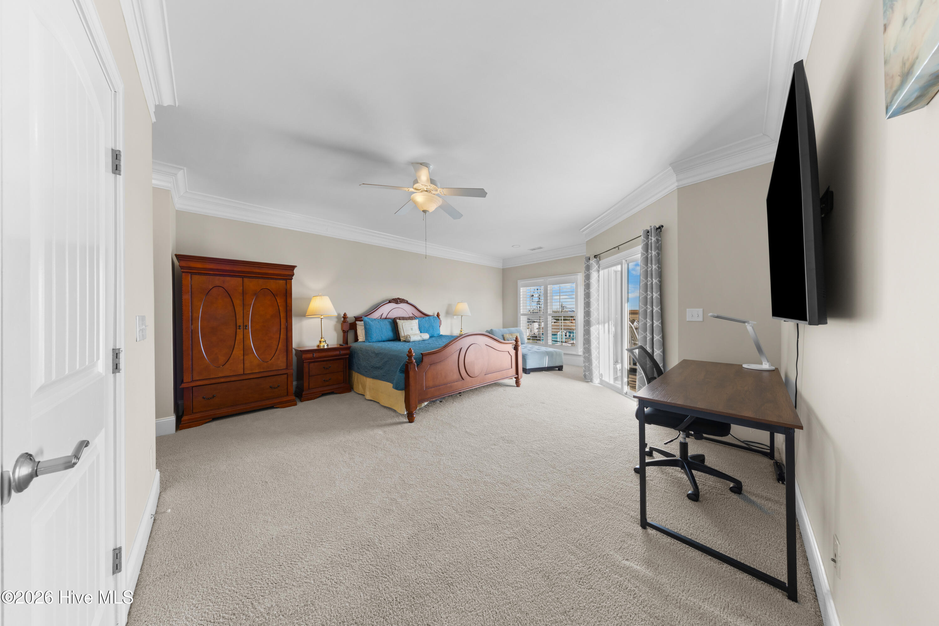 100552955 | Photo 36