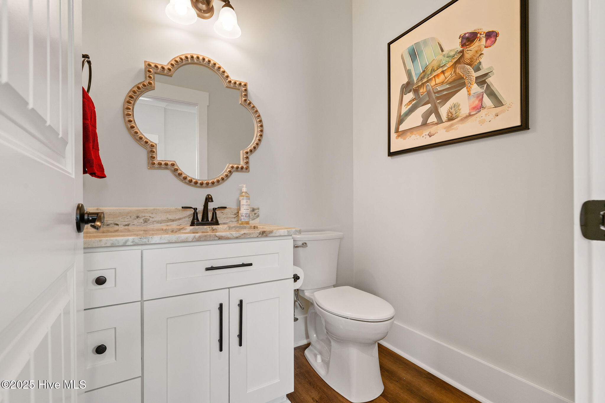 100521621 | Photo 19