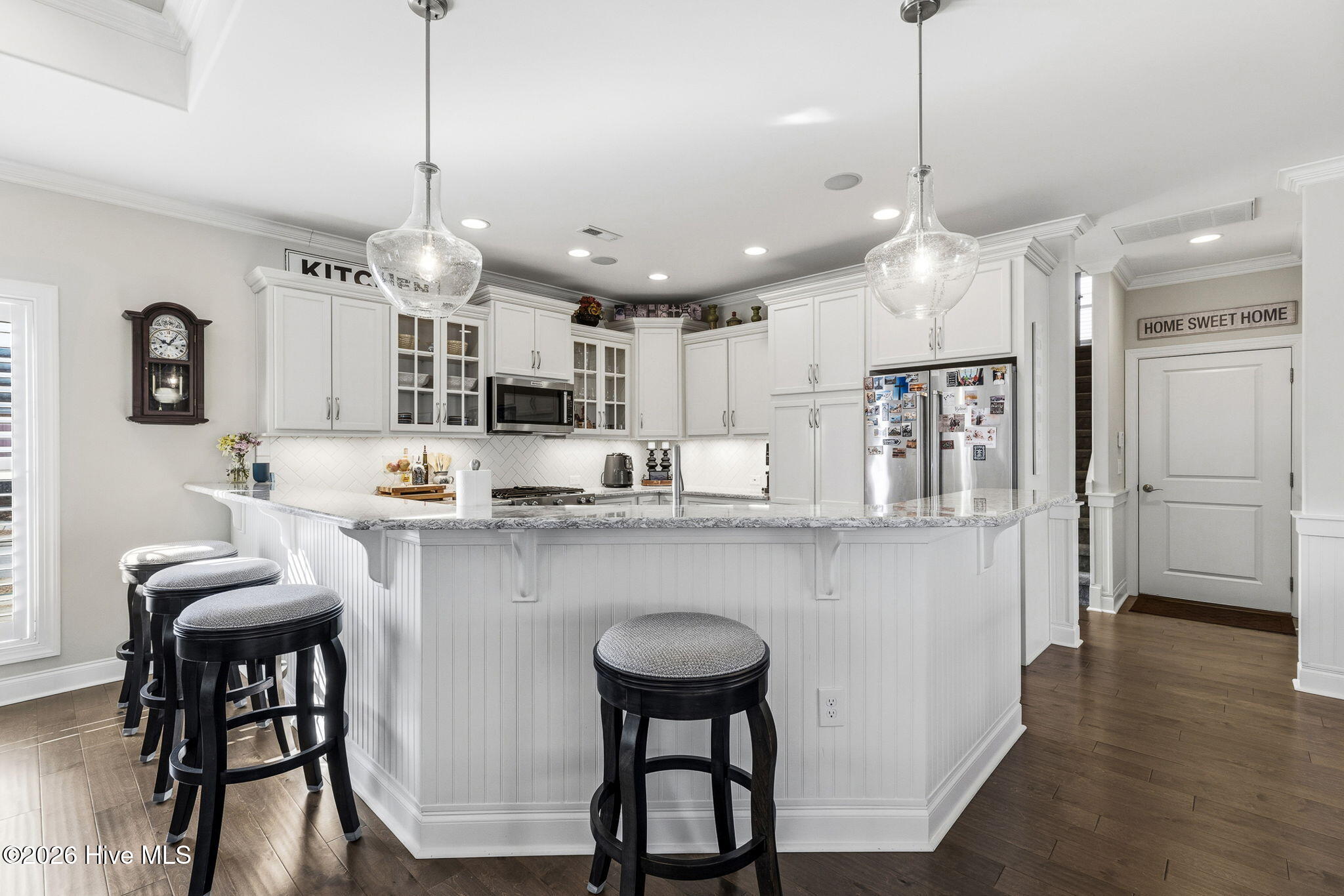 100554353 | Photo 15