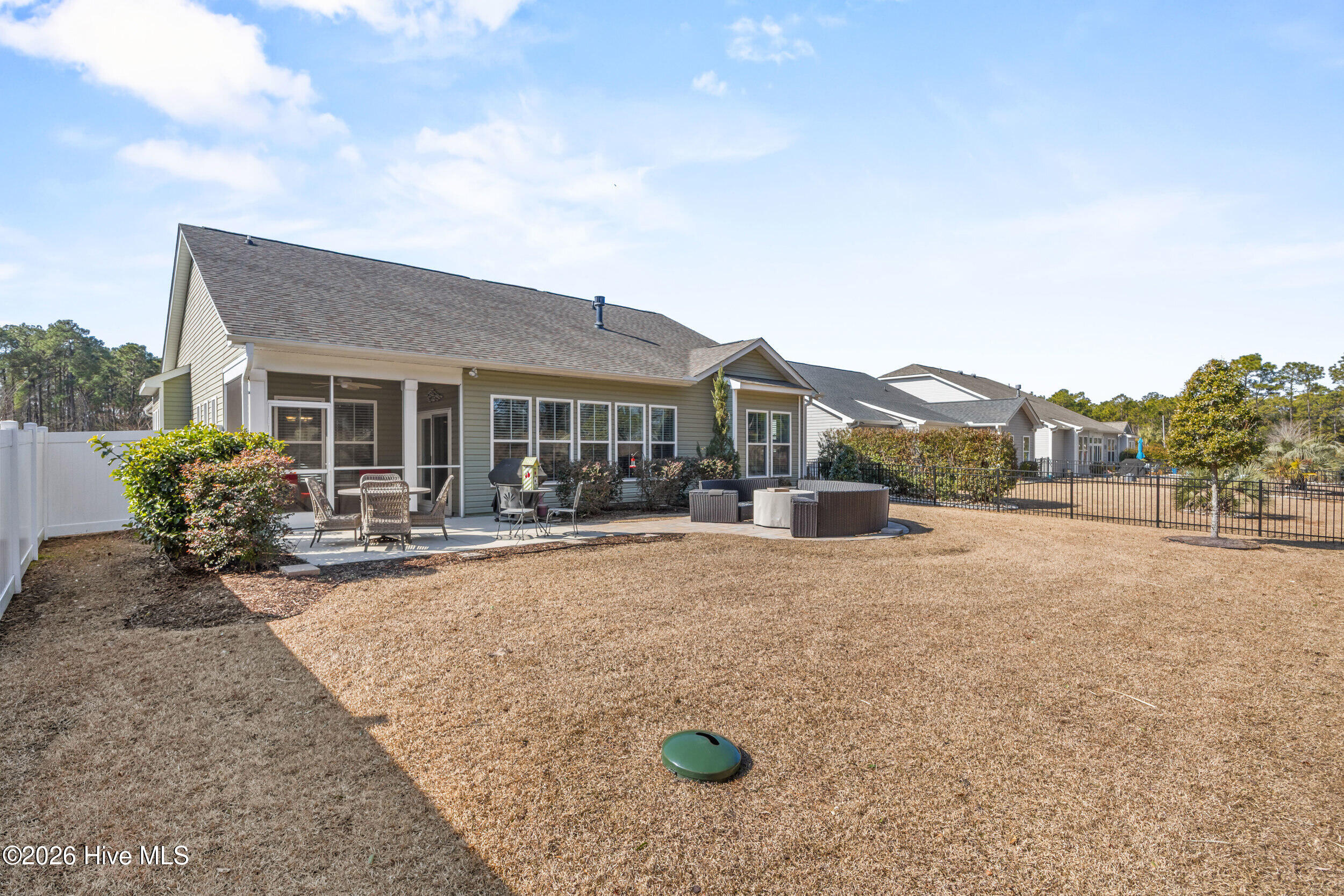 100553871 | Photo 54