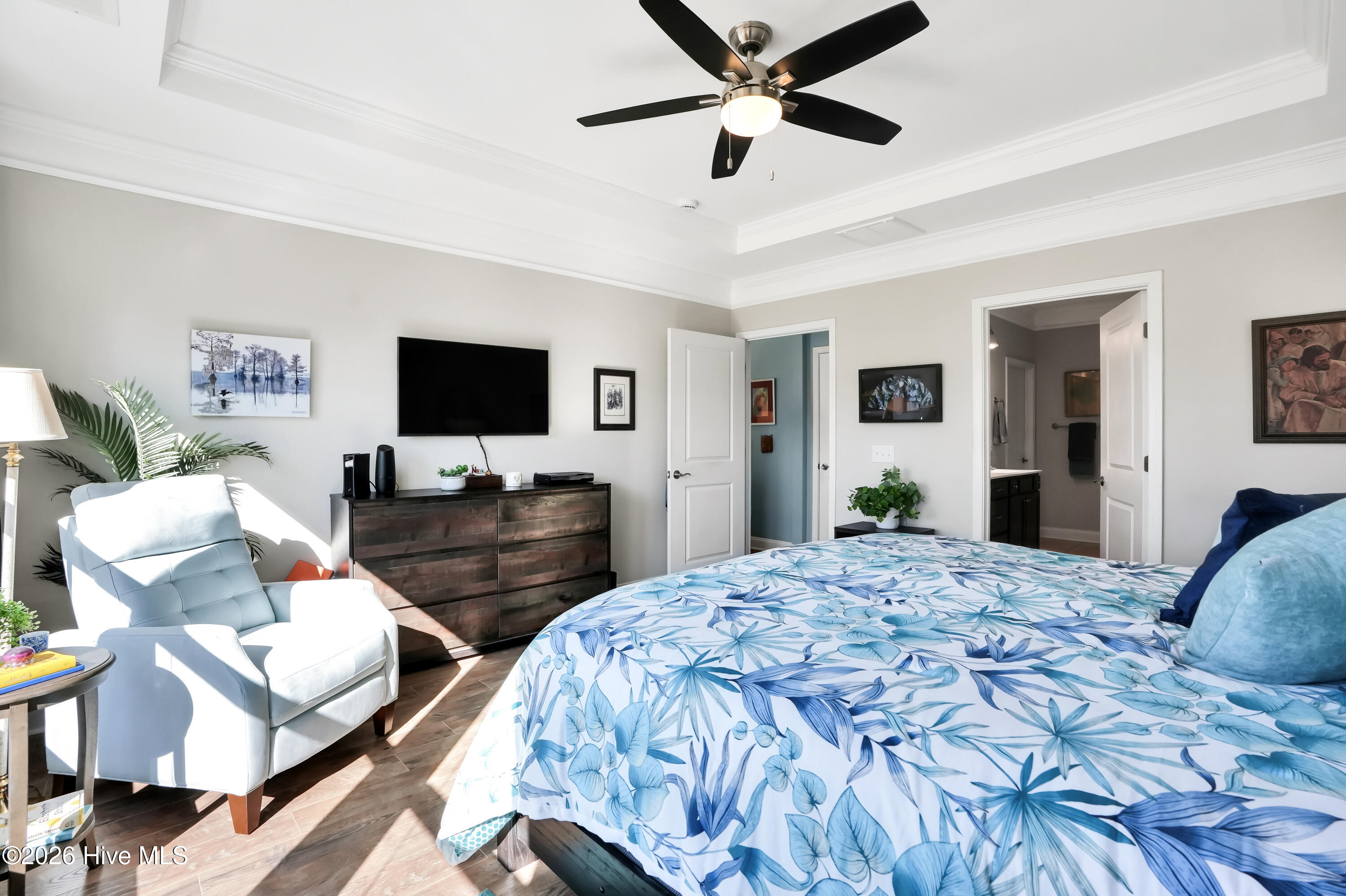 100555746 | Photo 25