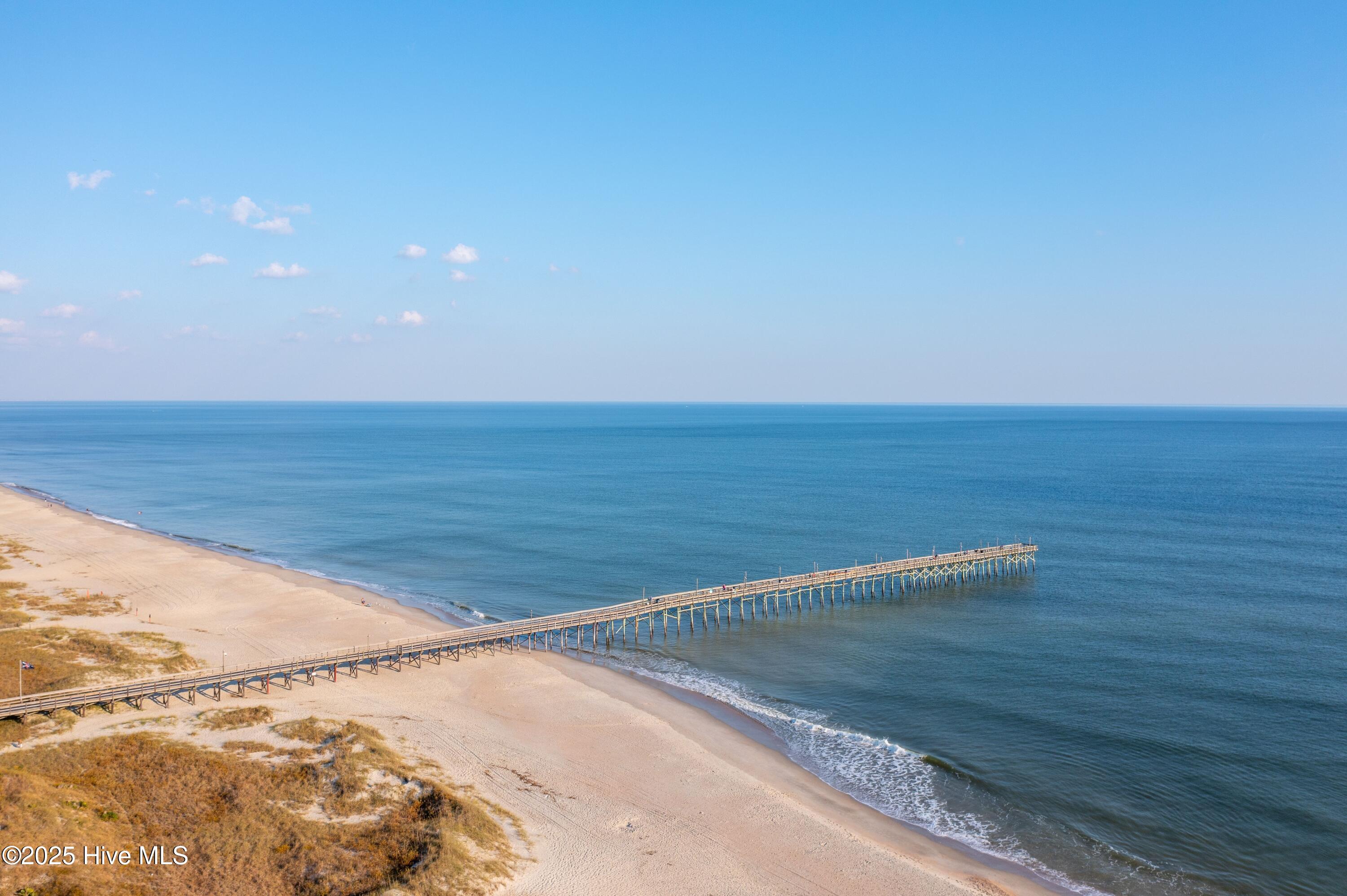 100560779 | Photo 16