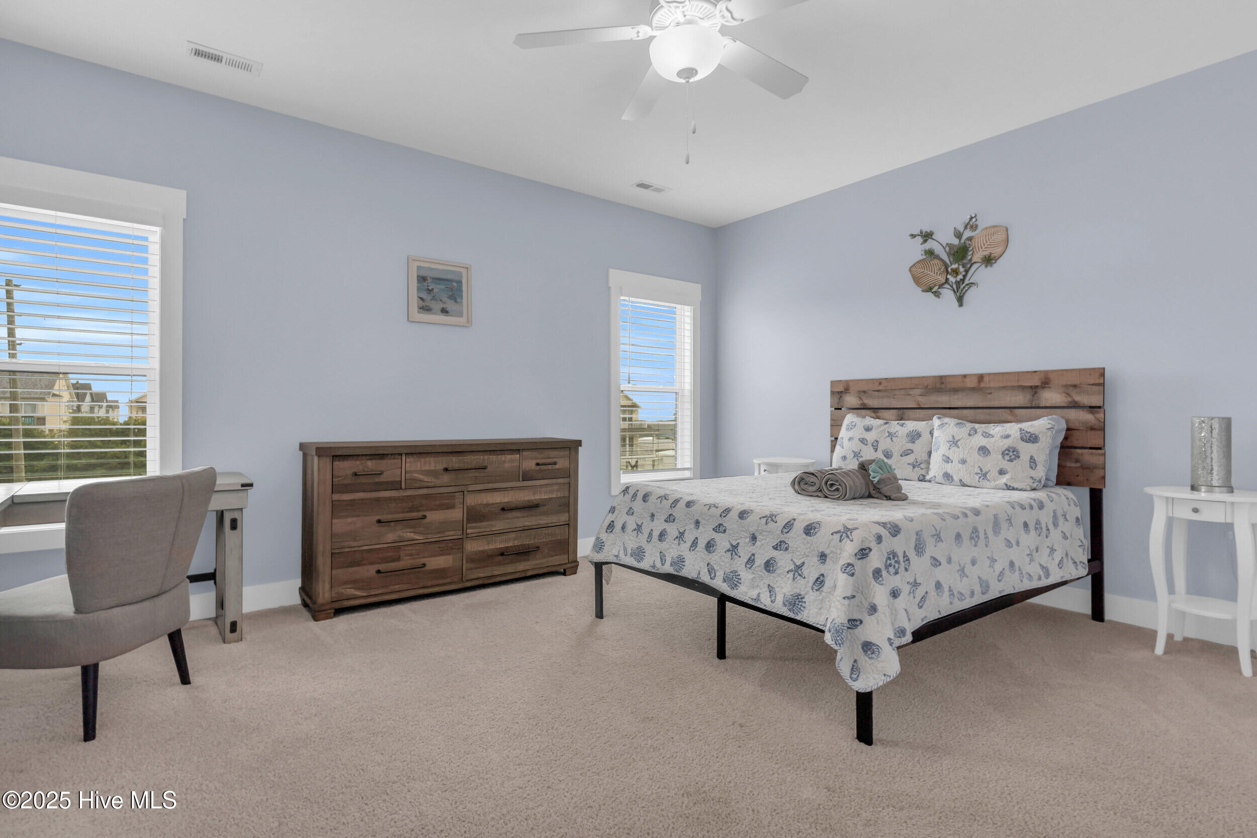 100524088 | Photo 22