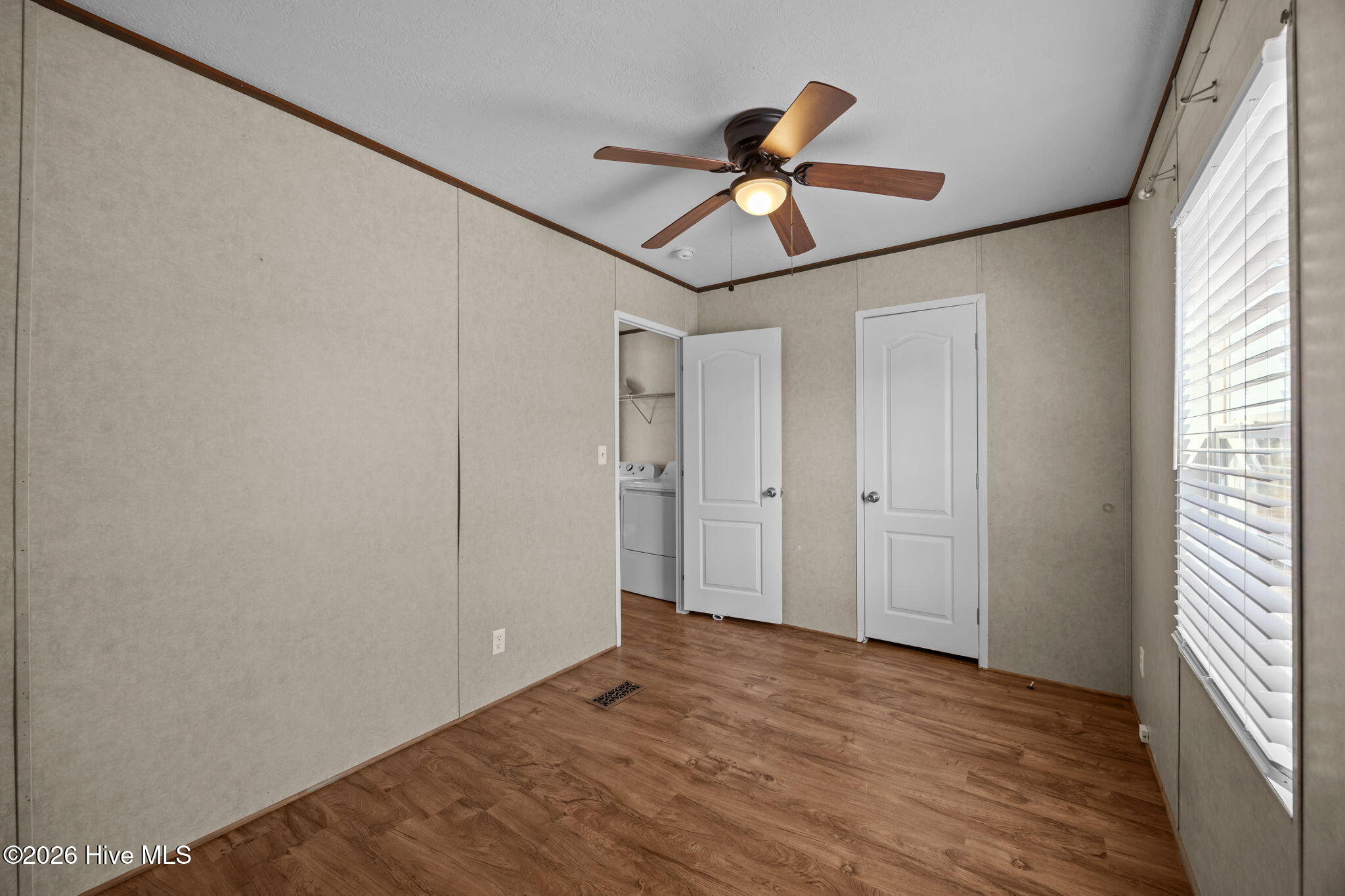 100551918 | Photo 39