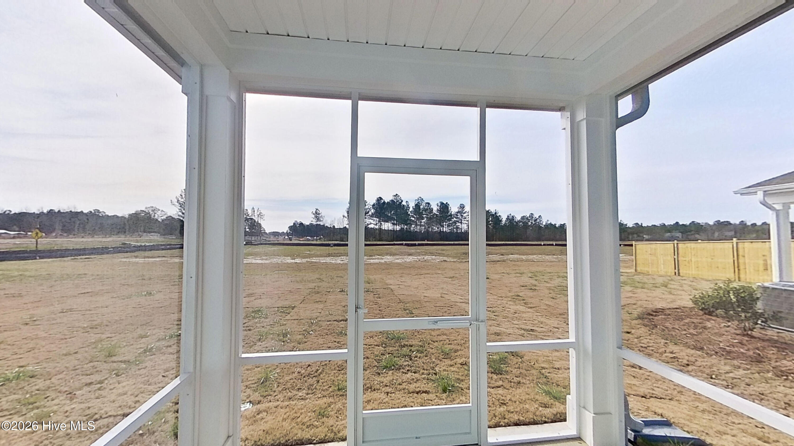 100553960 | Photo 27