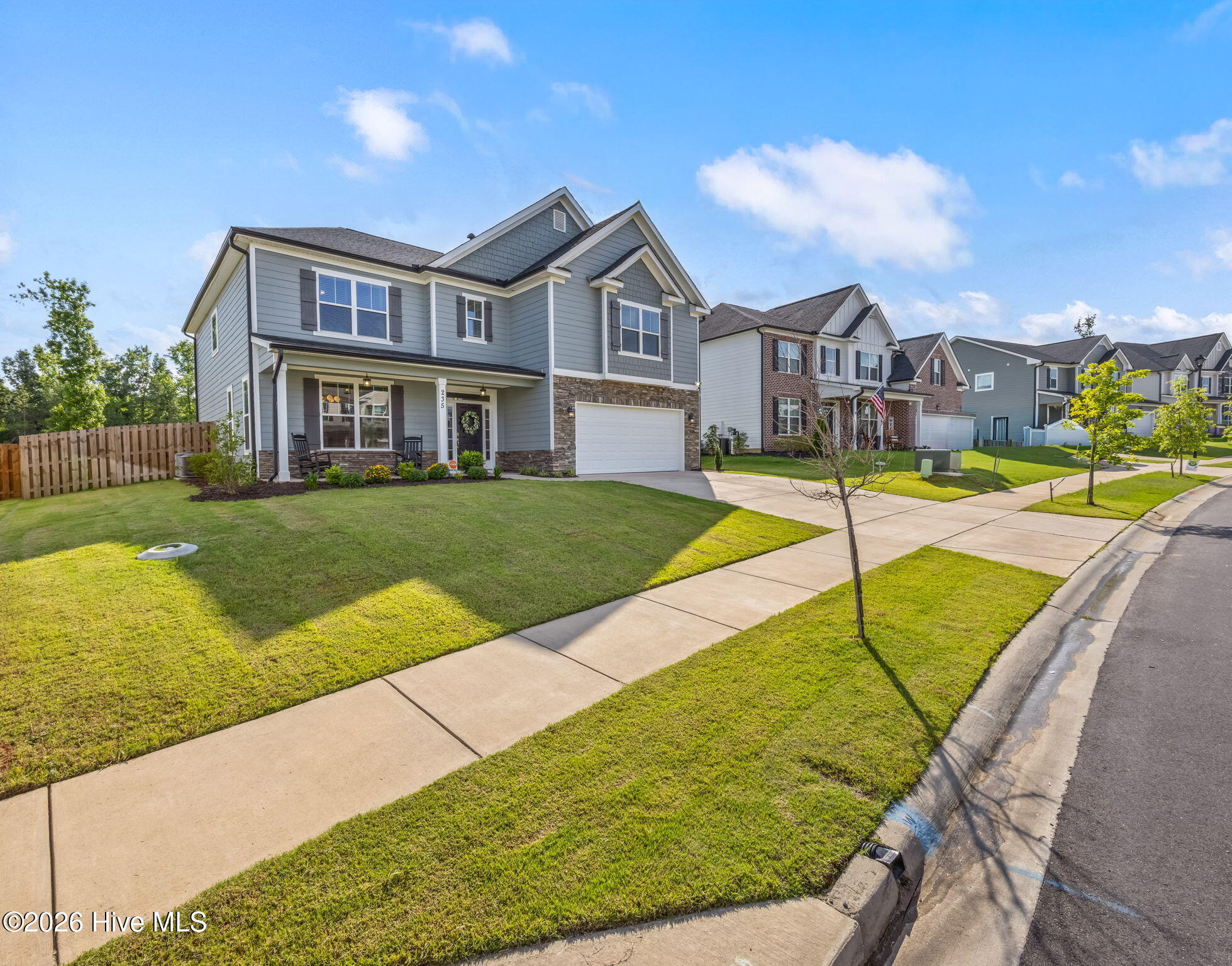 3-web-or-mls-235 Prominence Drive-60