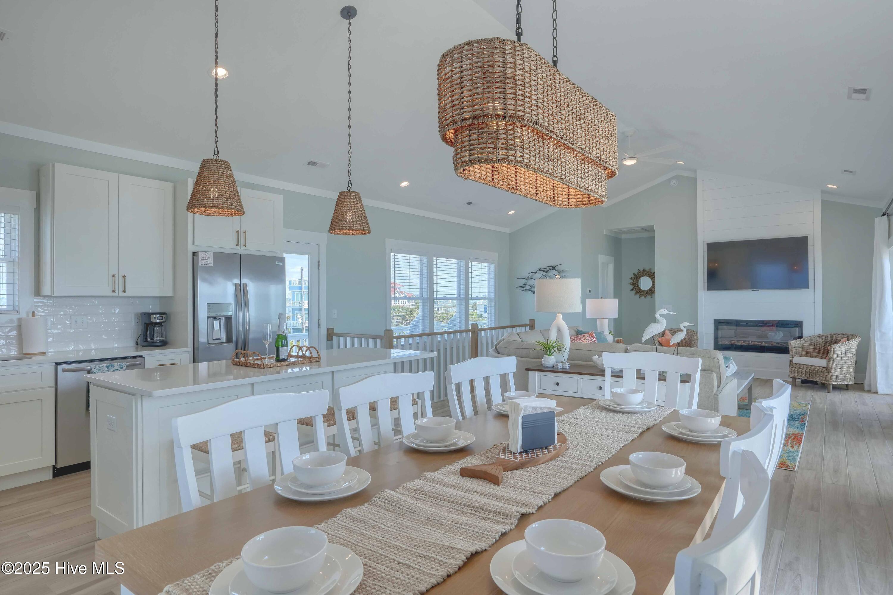 100522890 | Photo 39