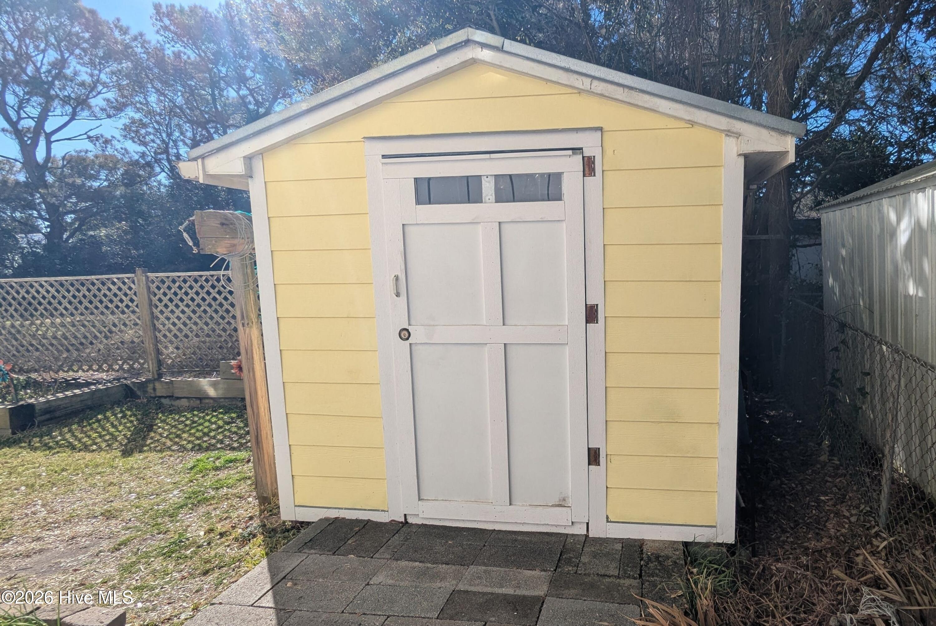 100550094 | Photo 39