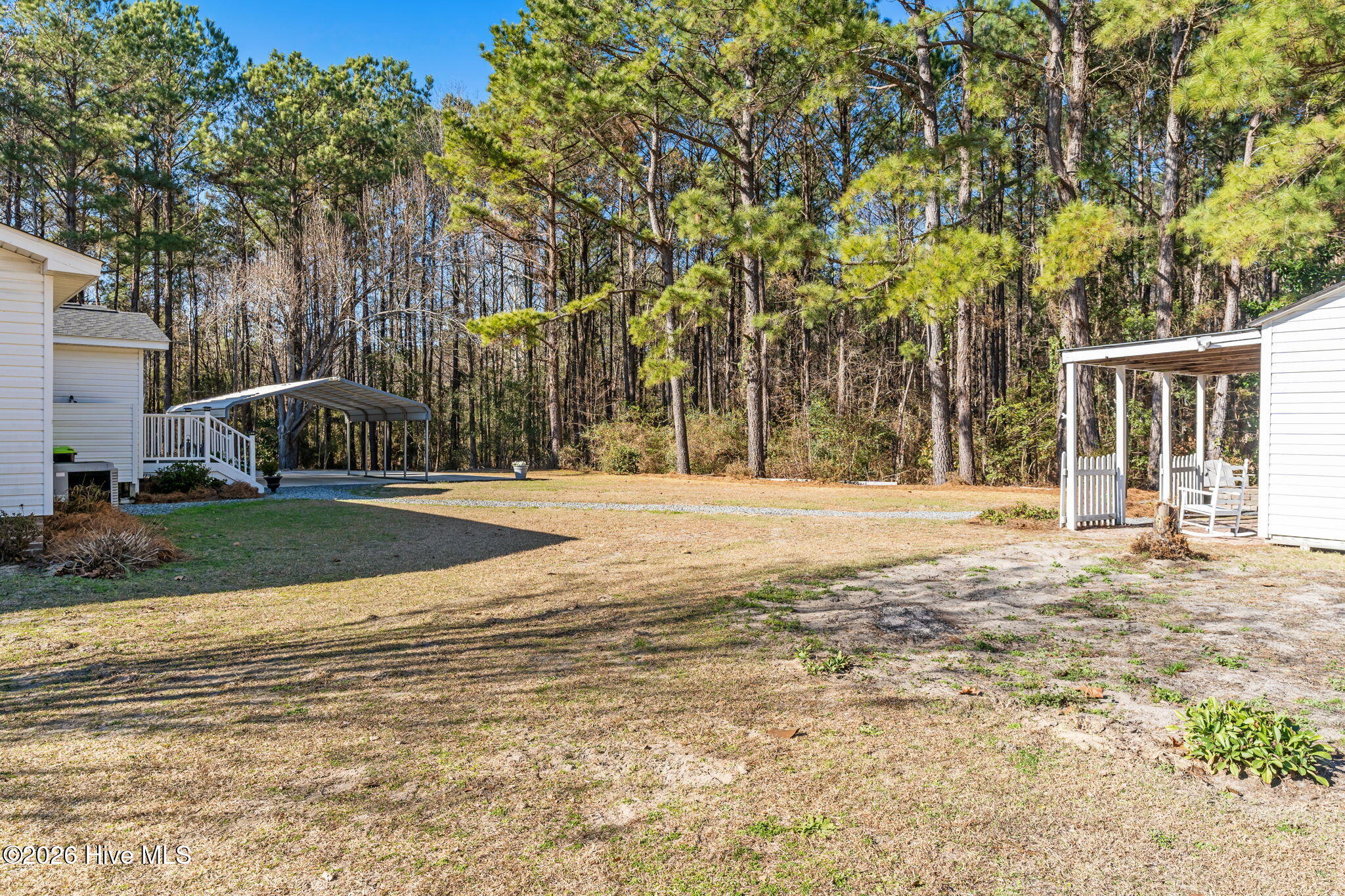 100549779 | Photo 33