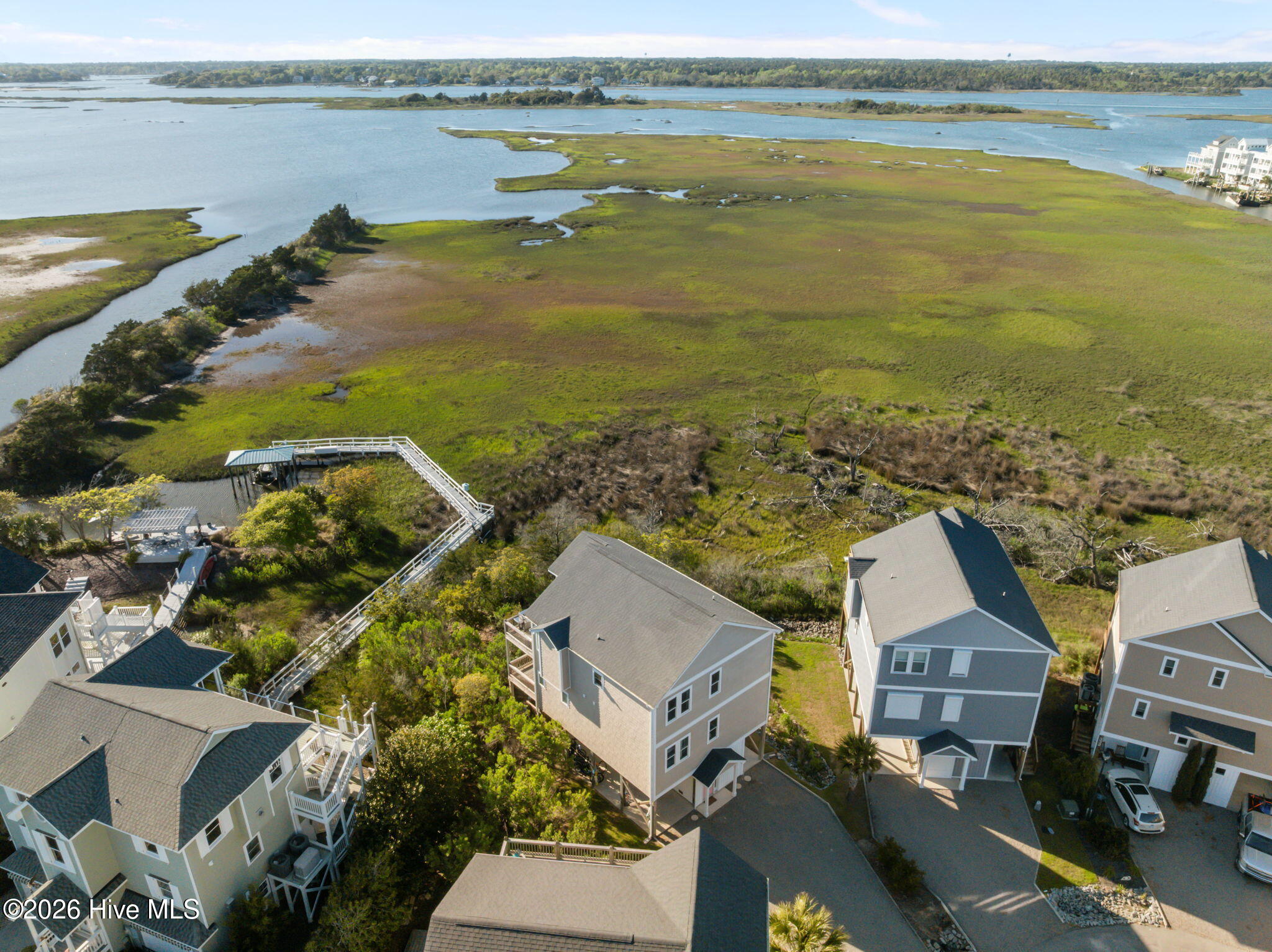 331 Oceanaire Lane, Surf City, NC, 28445