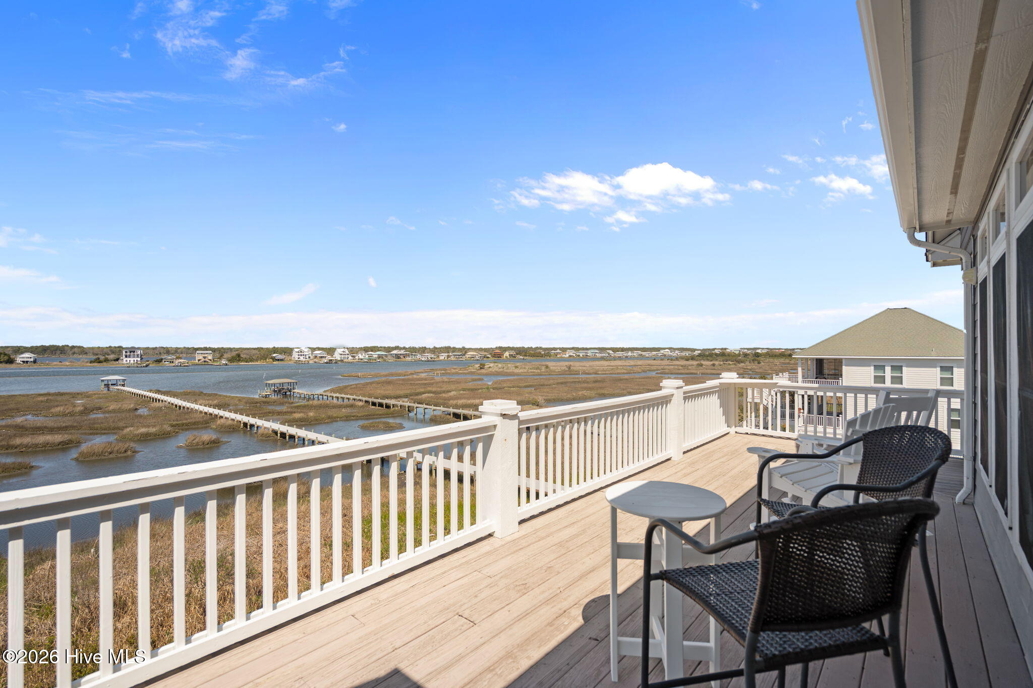 100564459 | Photo 53