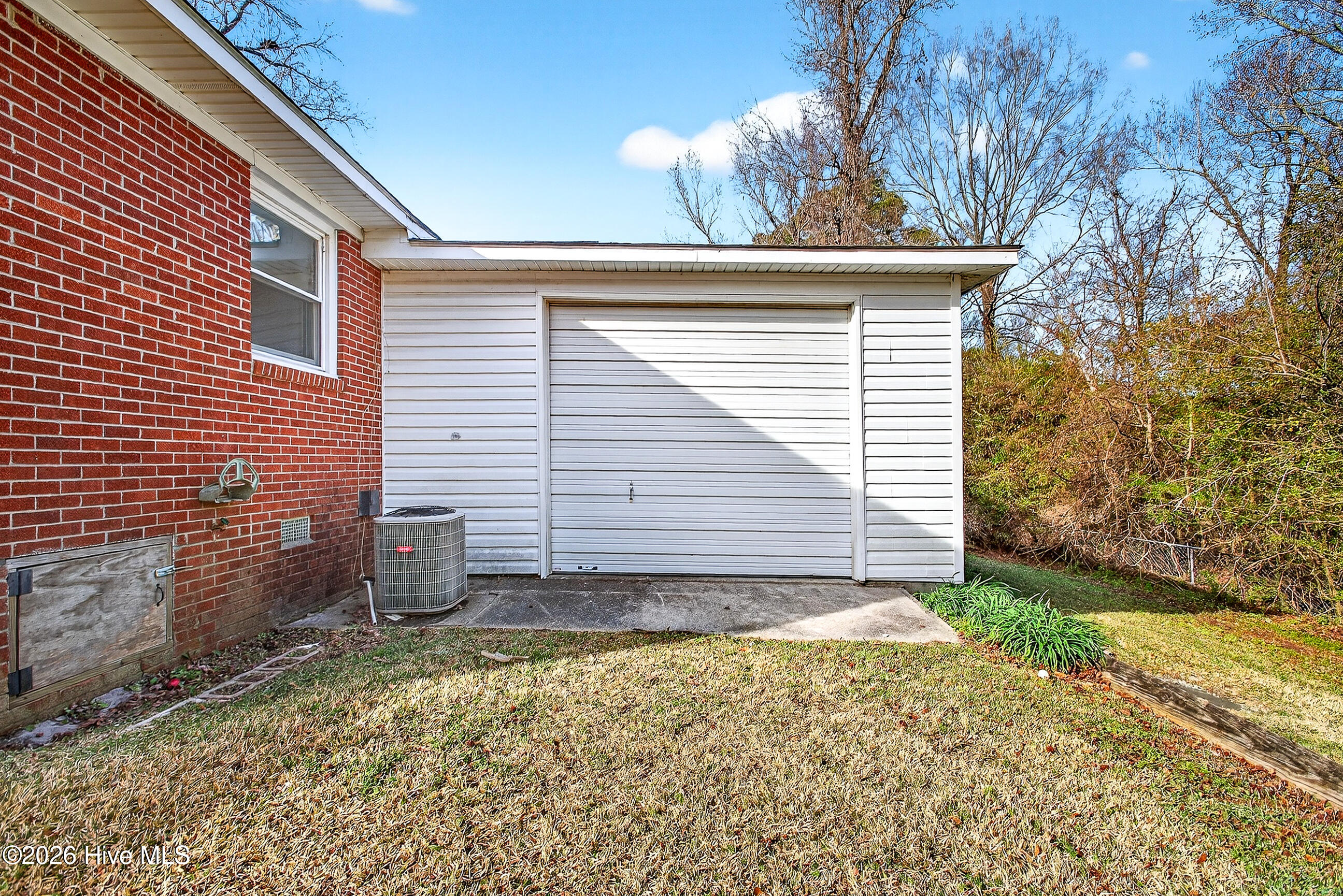 100550516 | Photo 25