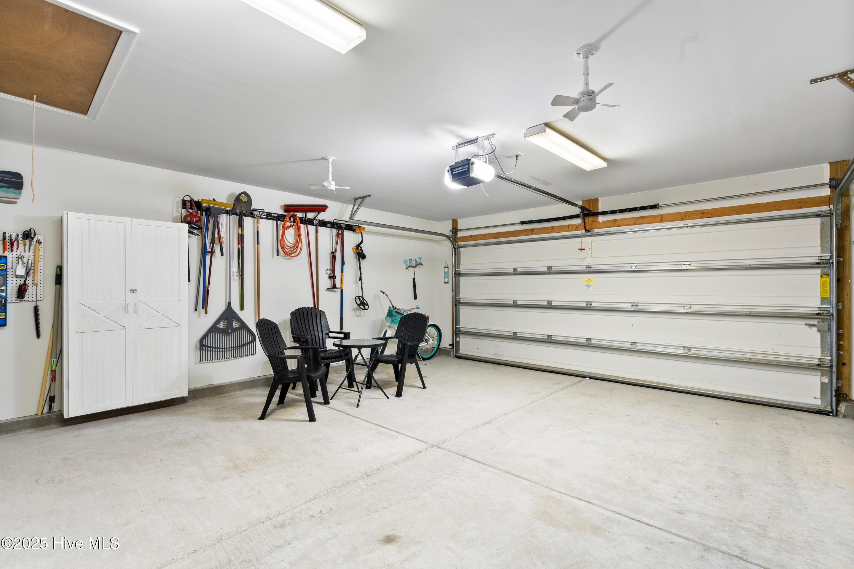 100517079 | Photo 48