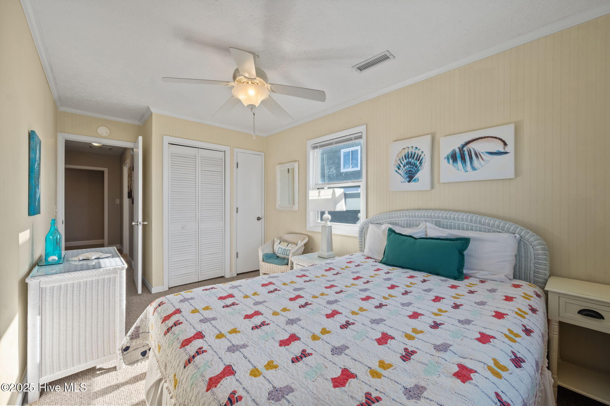 100538704 | Photo 41