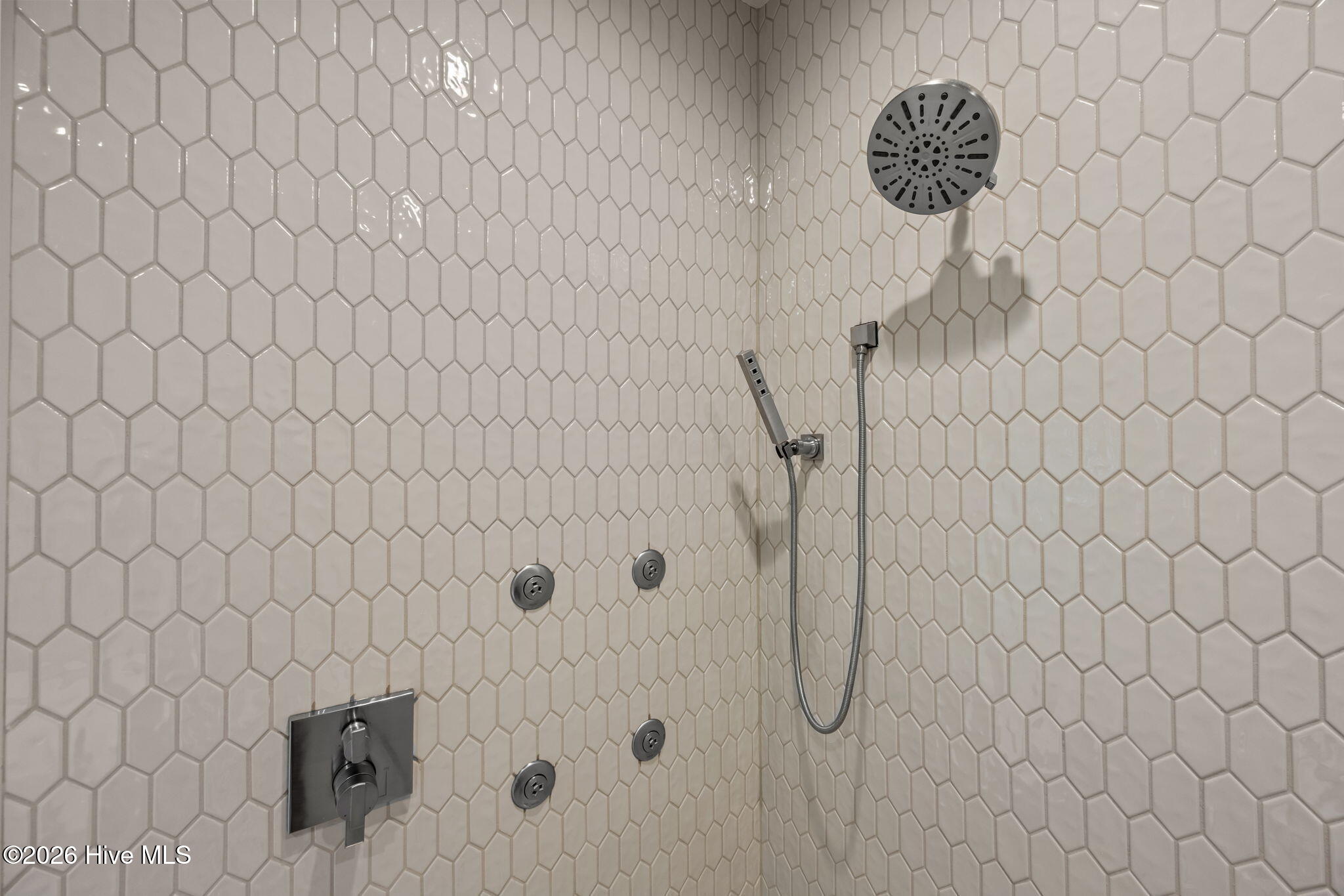 100552191 | Photo 85