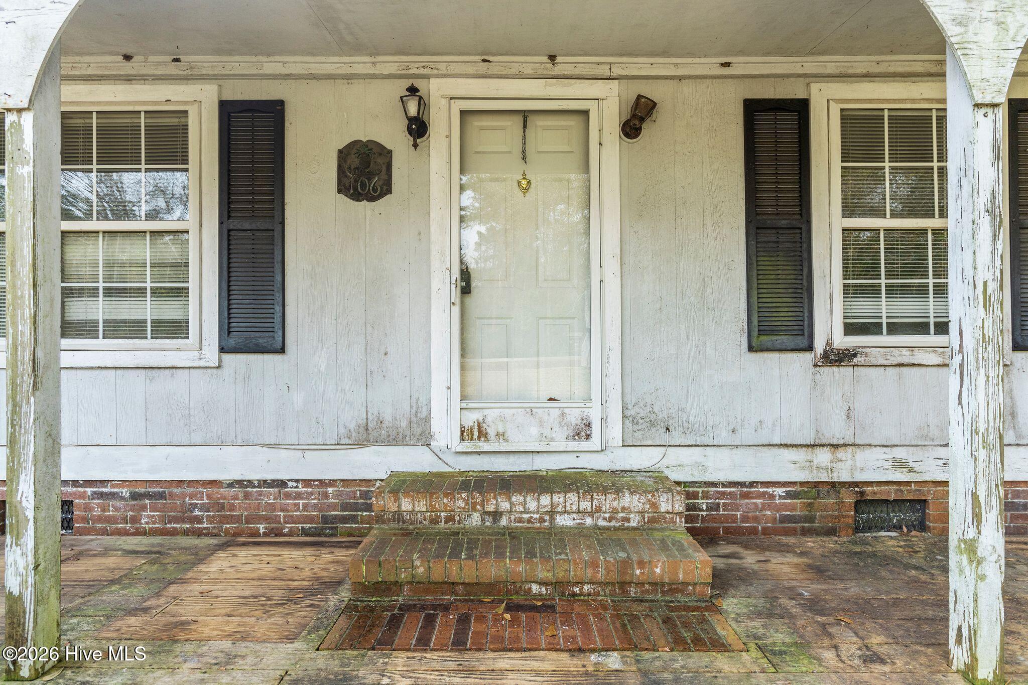 100555991 | Photo 19