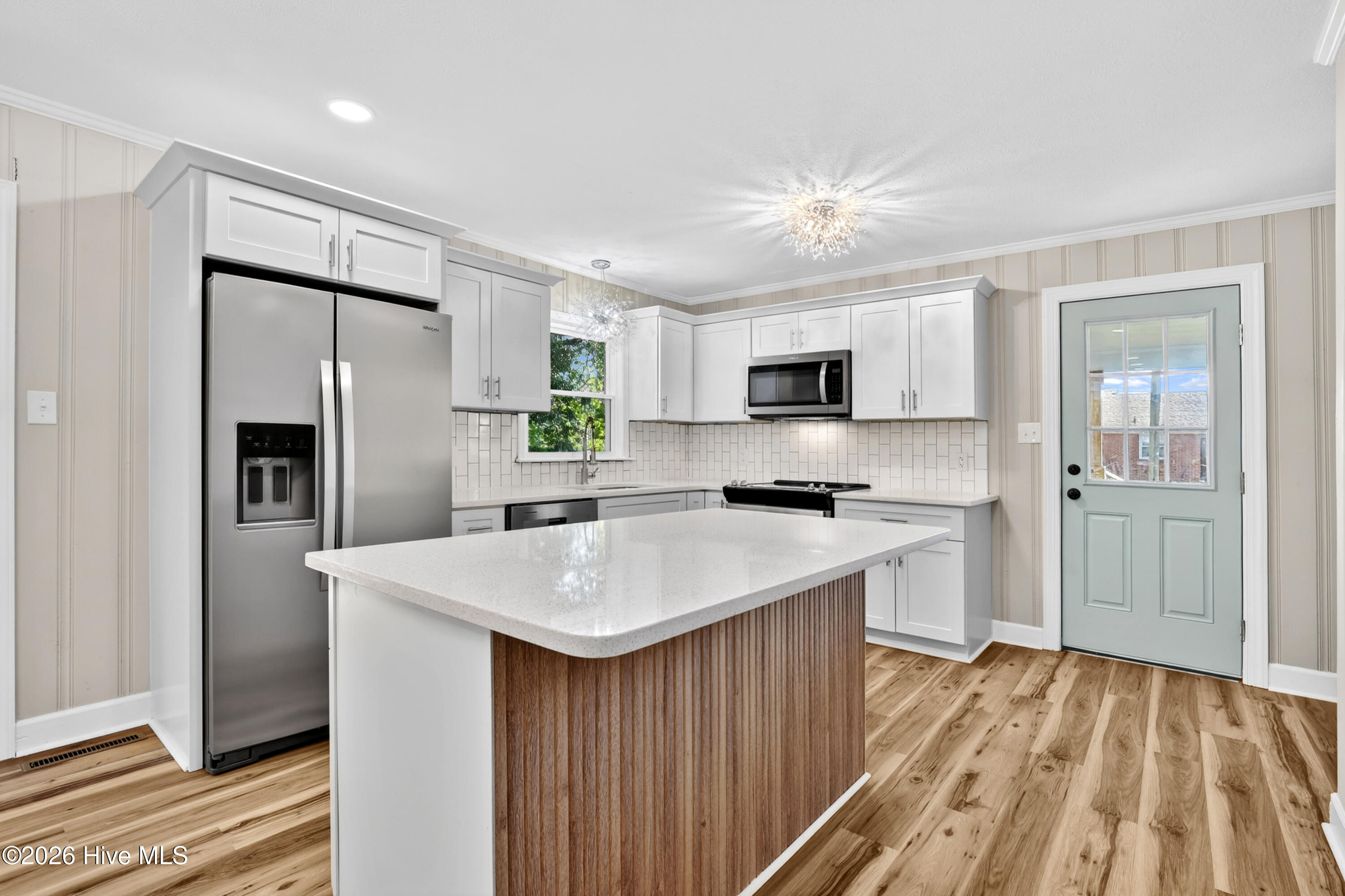 19-513 Hamilton Dr-19