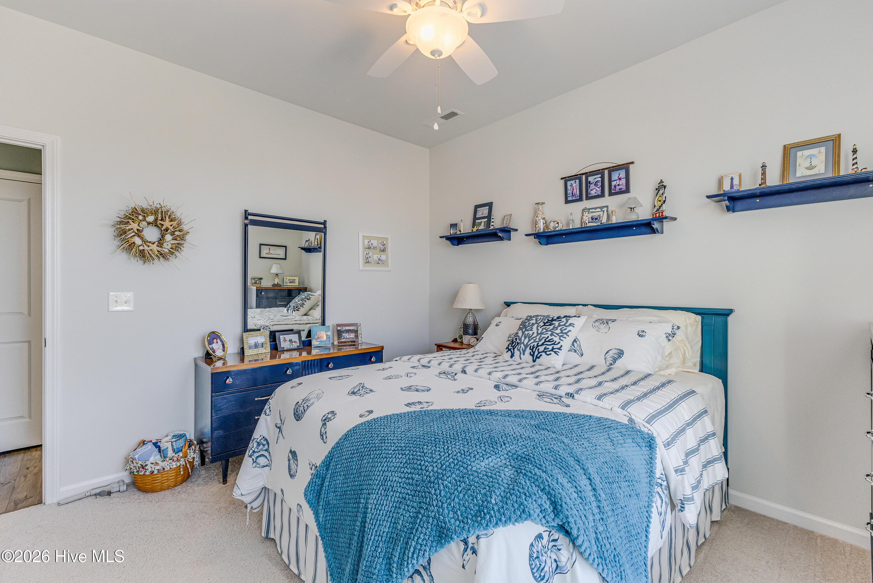 100555117 | Photo 27