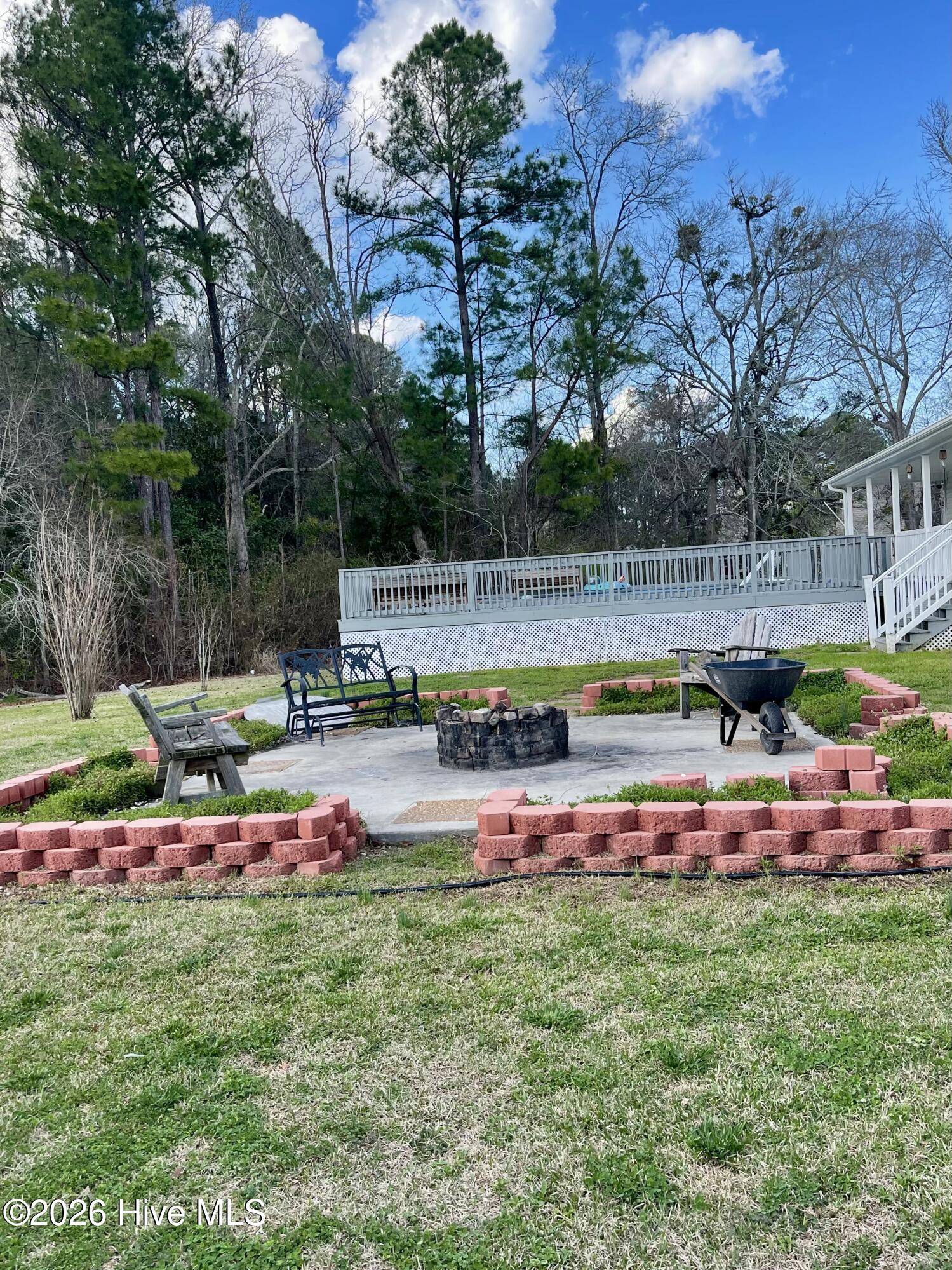 100559175 | Photo 38