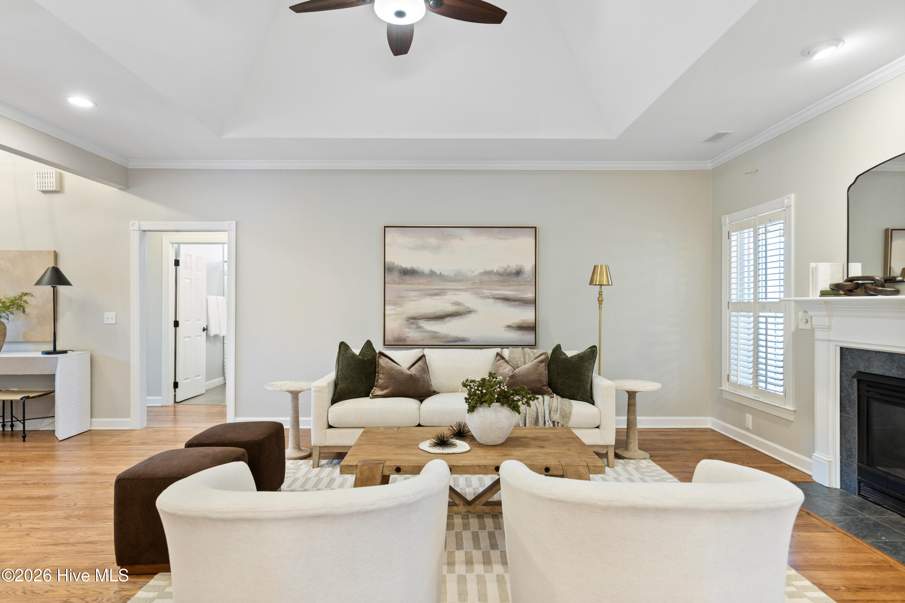 100560916 | Photo 11