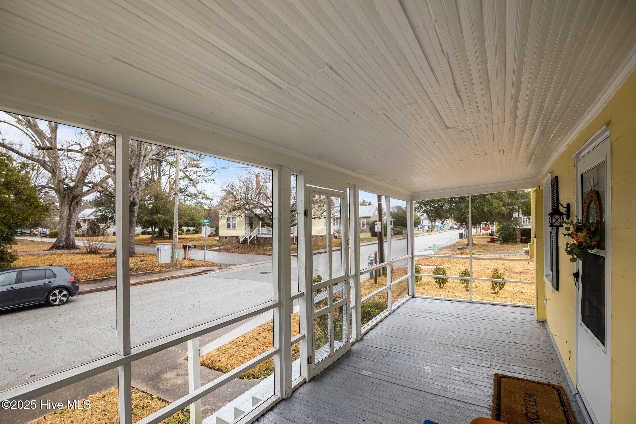 503 Hodges Street,Oriental