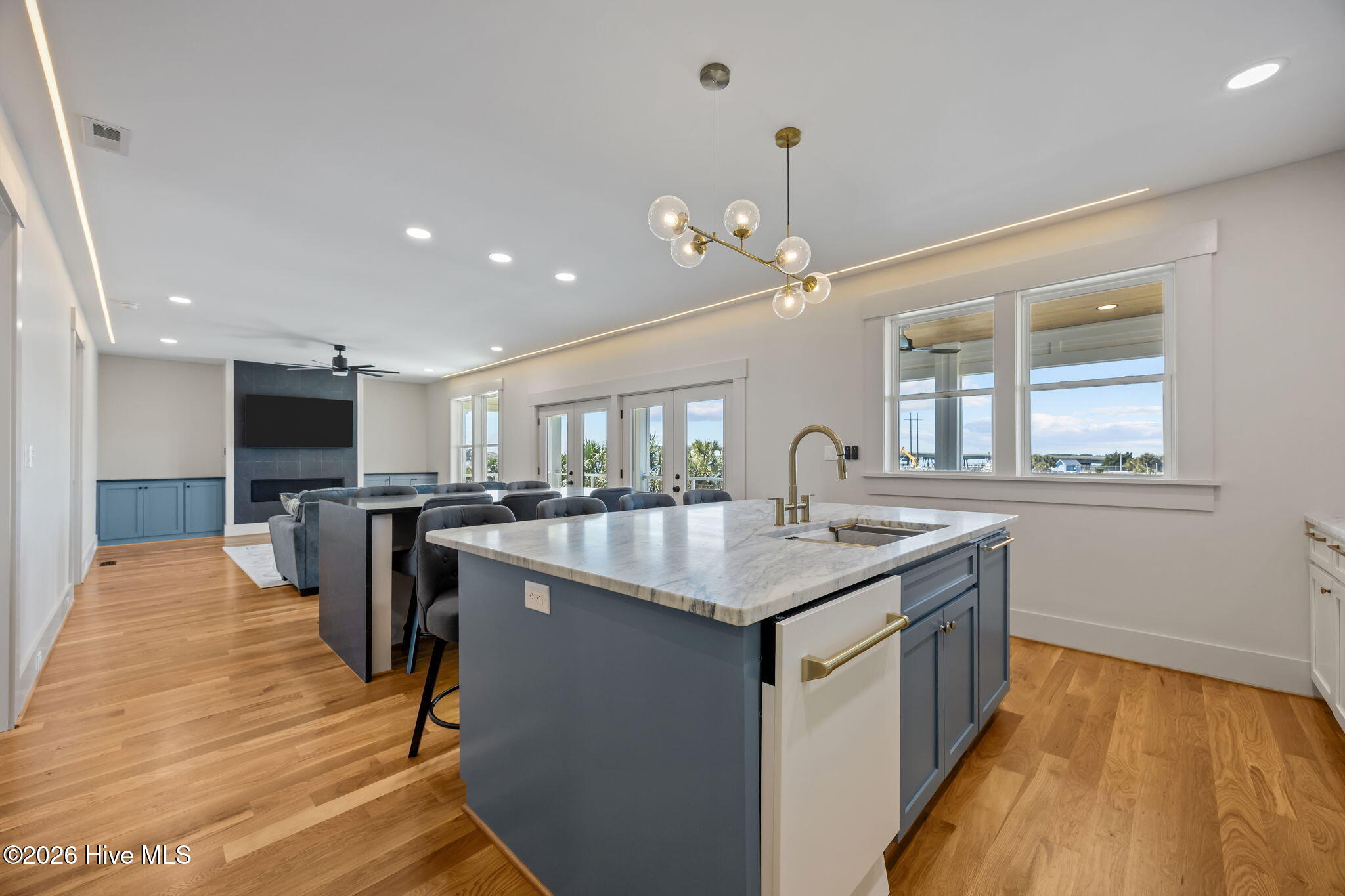 208 Radio Island Road, Morehead City, NC, 28557