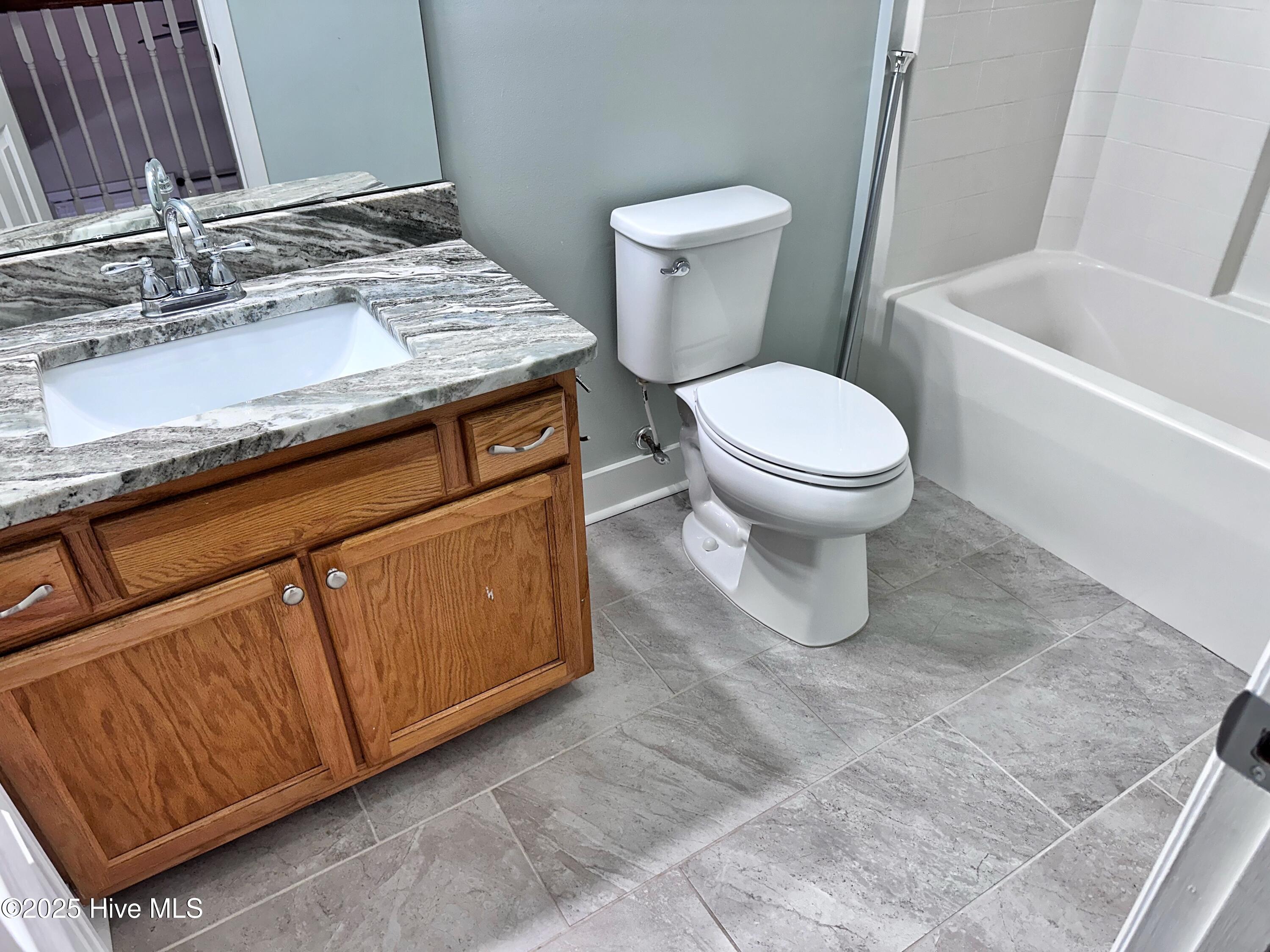 100534711 | Photo 18