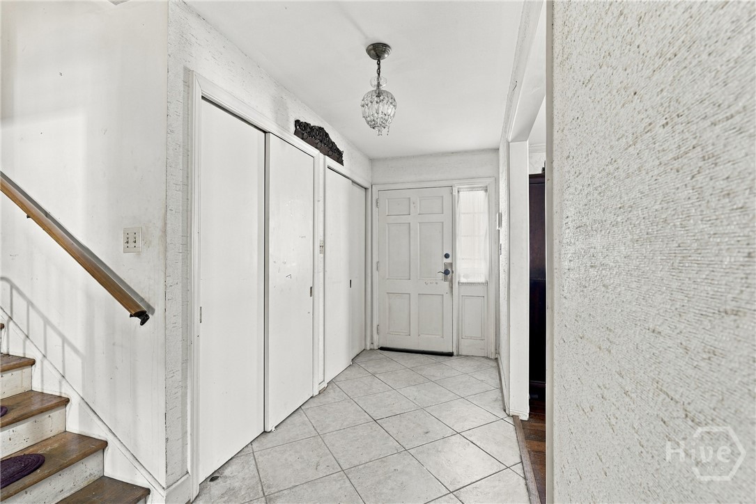 Photo 4 of Single family home for sale at 4622 Lanier Dr, Savannah, GA 31405 | MLS# SA367302 | Listing updated on 2026-10-29