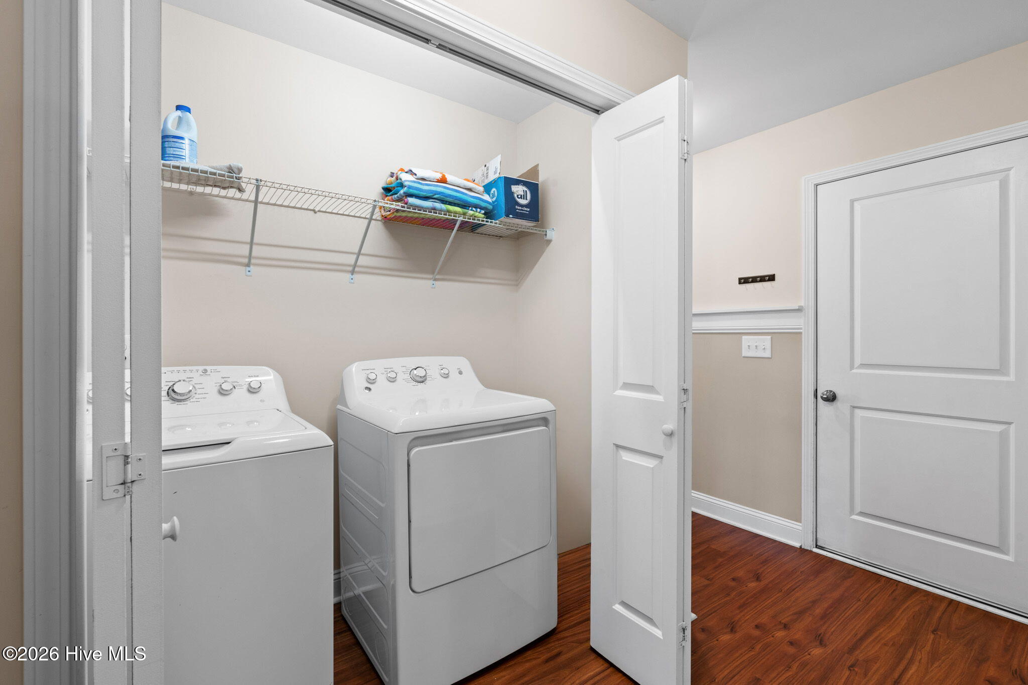 100564641 | Photo 34