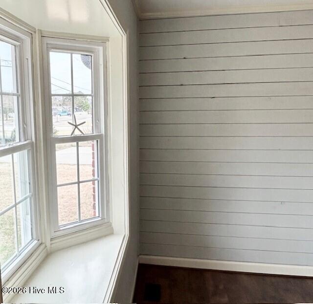 100557788 | Photo 44