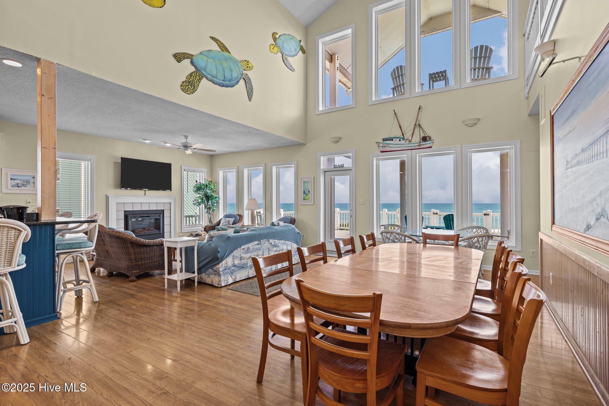 100515431 | Photo 37