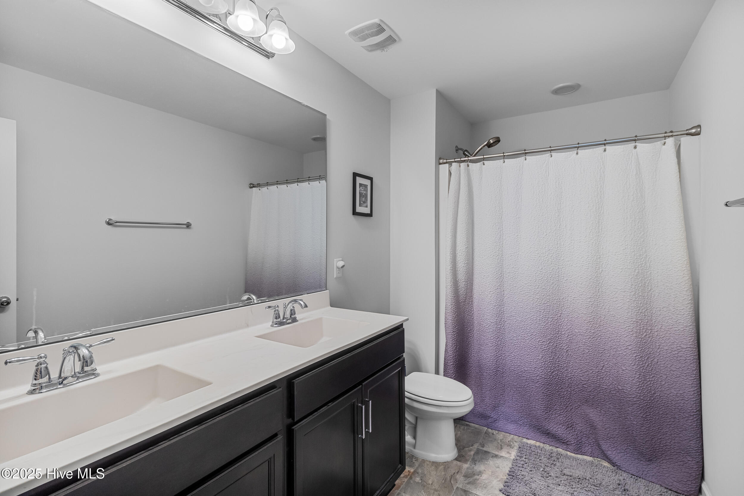 100523378 | Photo 18