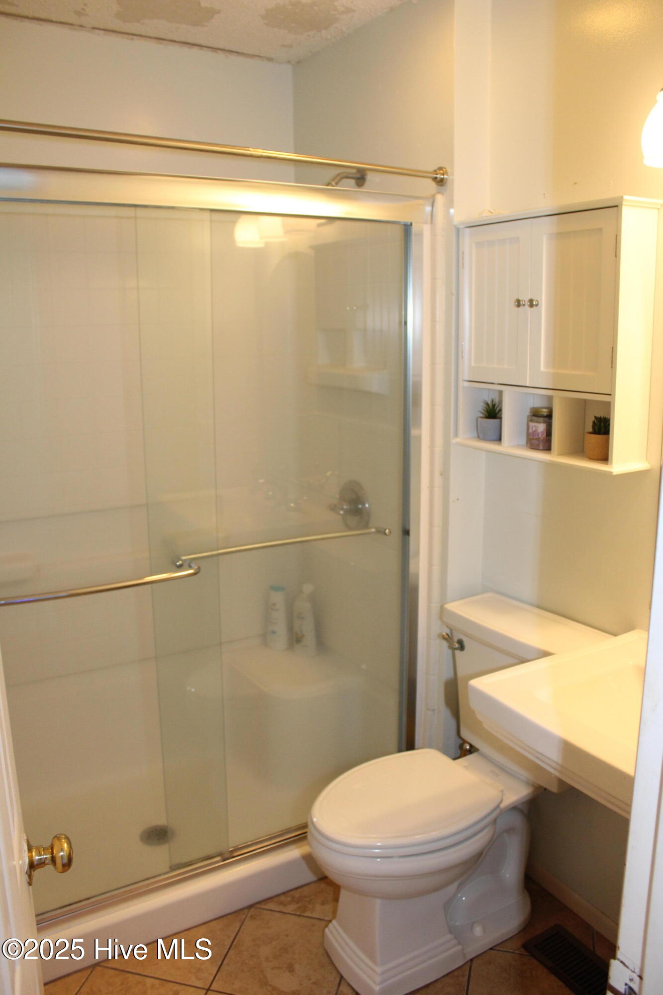 504 Greenville Avenue, Carolina Beach, NC 28428 – photo 17: IMG_9568