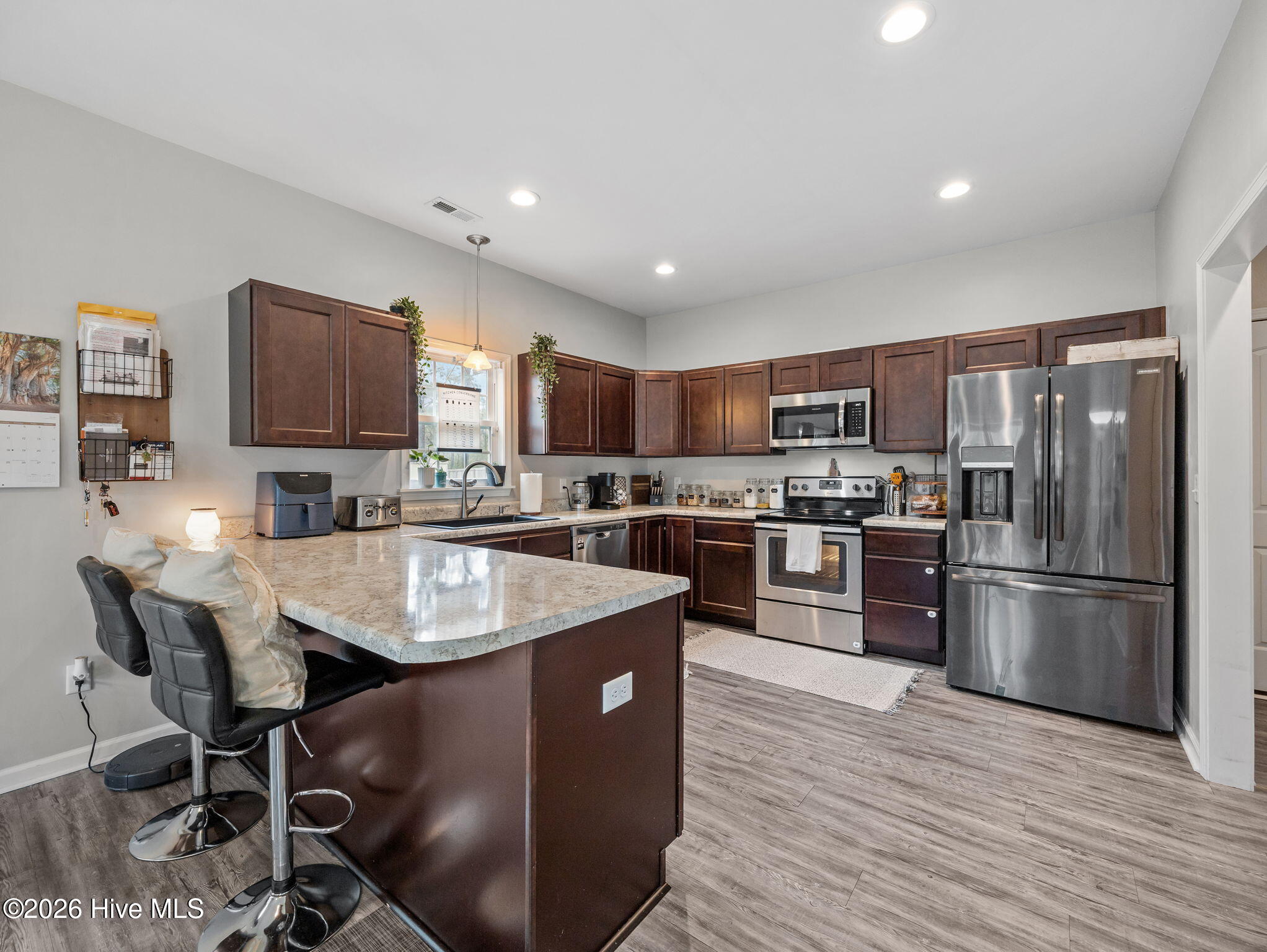 100564221 | Photo 13