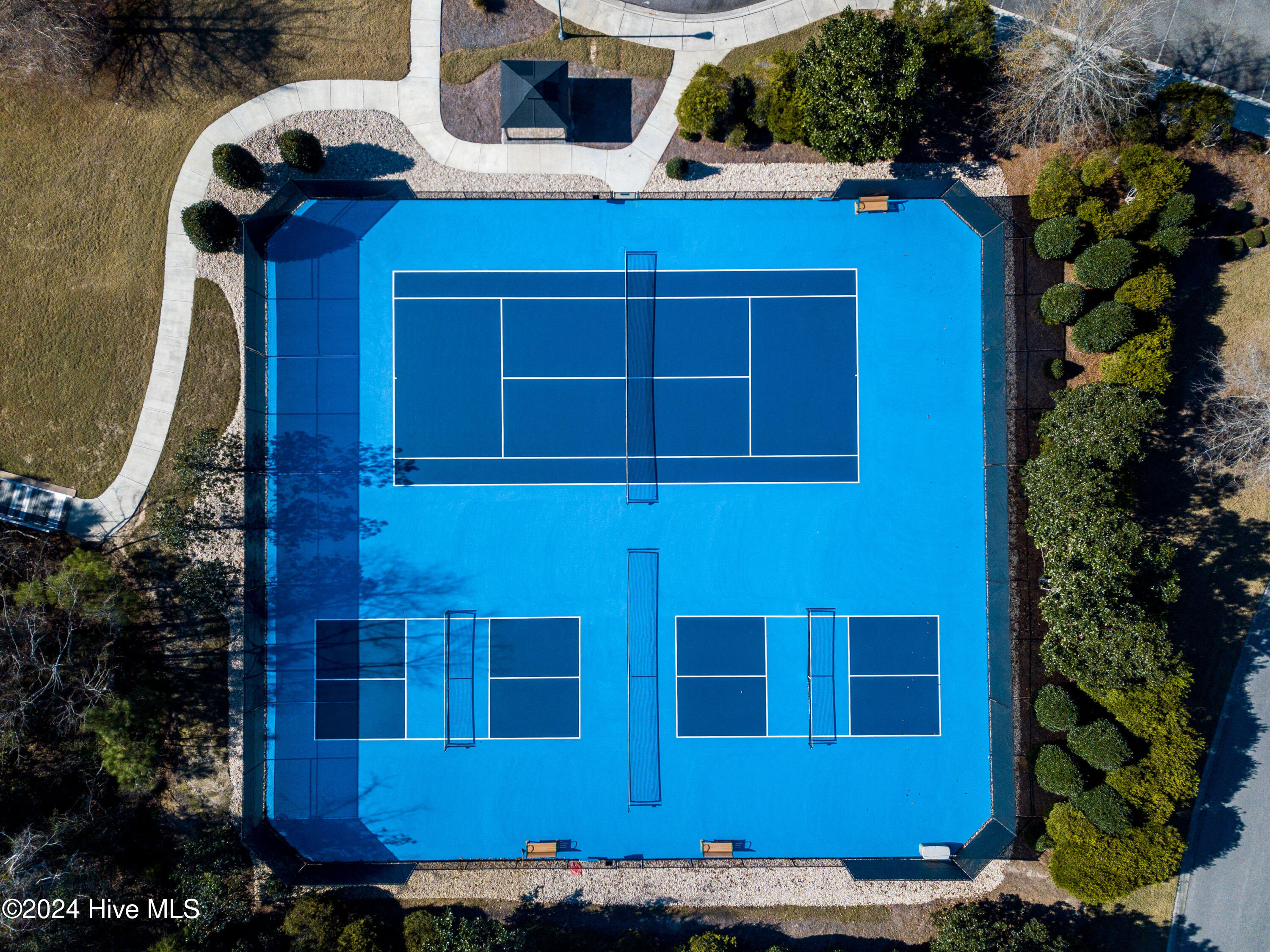 100527191 | Photo 42