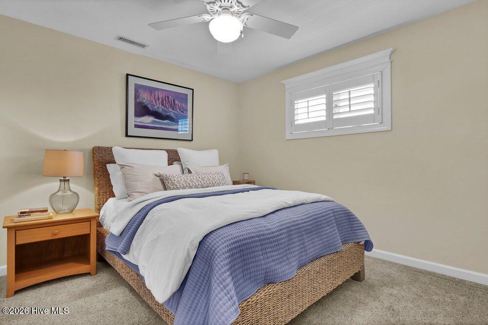 100559715 | Photo 45