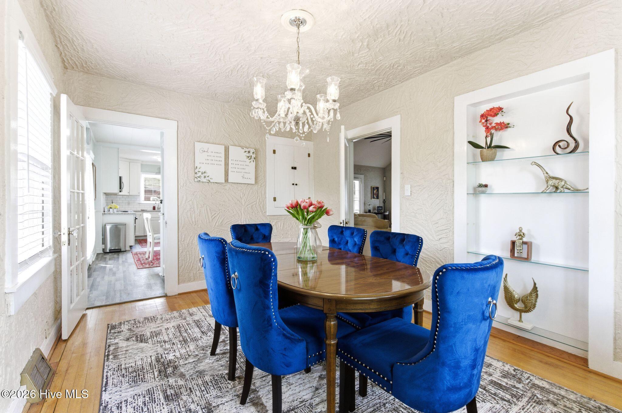 100565757 | Photo 16