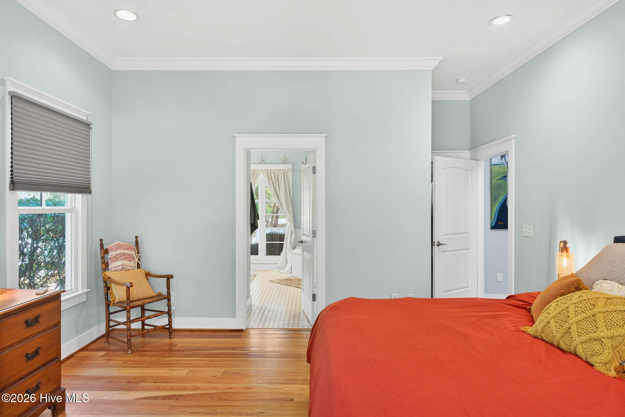 100564993 | Photo 27