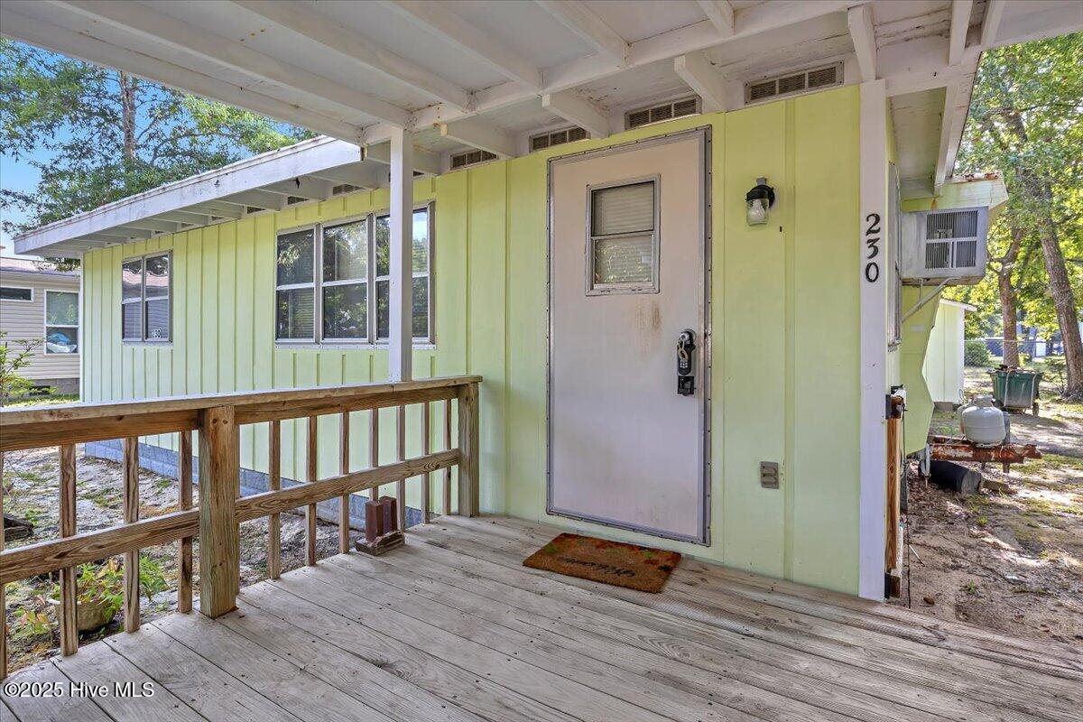 230 NE 66th Street, Oak Island, NC, 28465