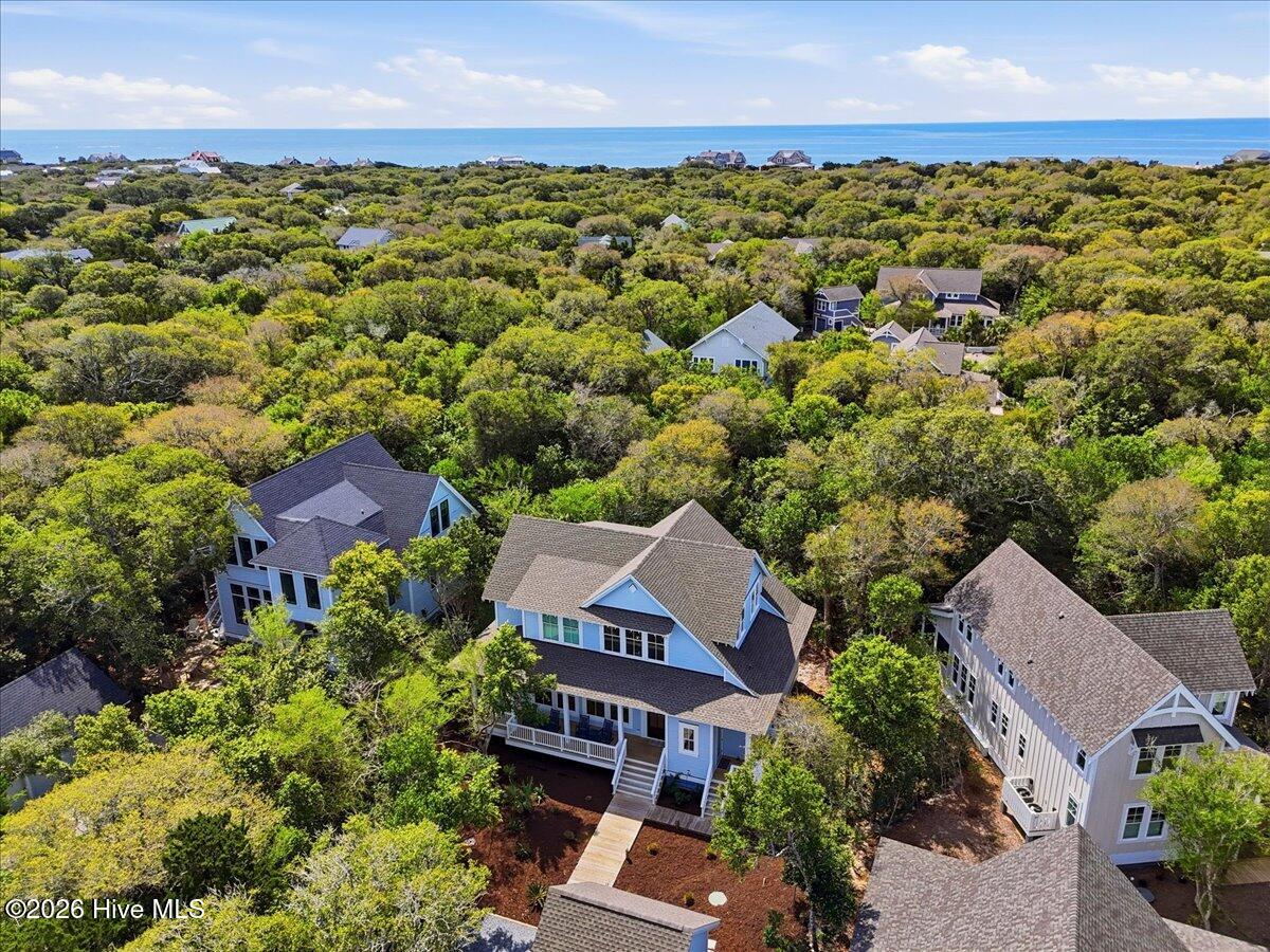 100563677 | Photo 52